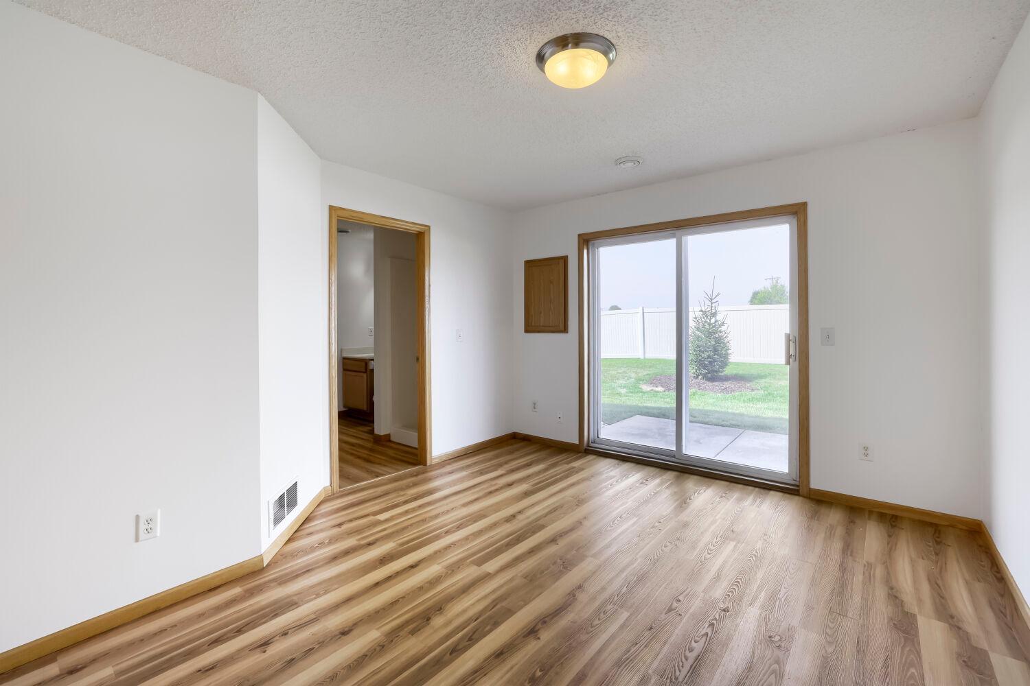 View of Residential at 4024 Blakewood Drive, Shakopee MN 55379, Shakopee (15 of 27) - Mike Wilen | Minnesota Team Real Estate