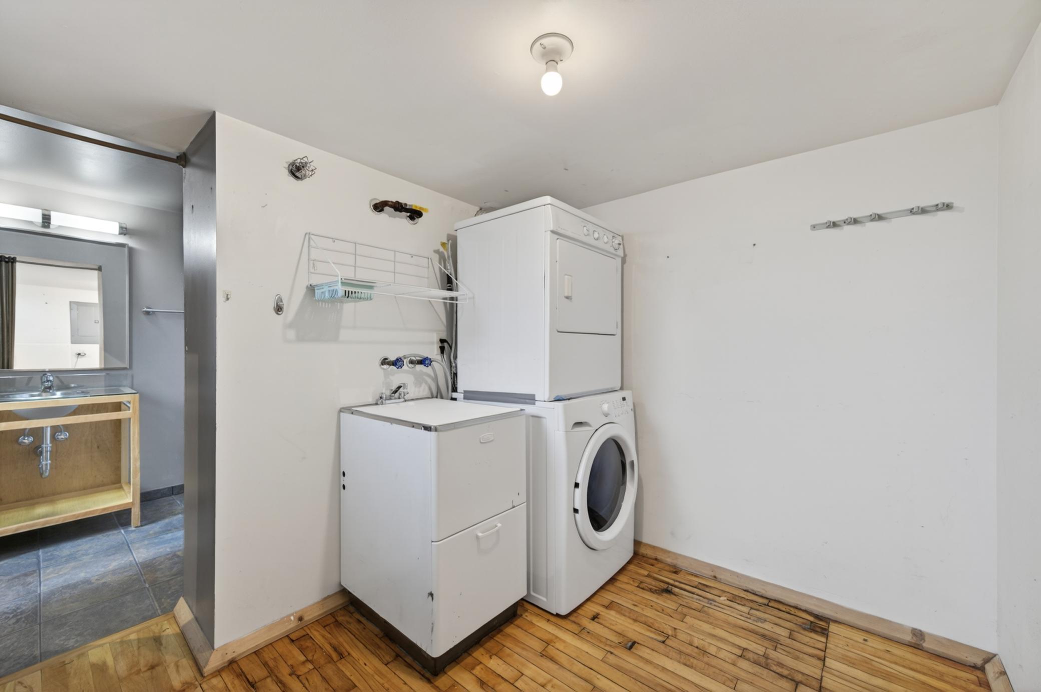 View of Residential at 801 Washington Avenue #322, Minneapolis MN 55401, Minneapolis (15 of 45) - Mike Wilen | Minnesota Team Real Estate