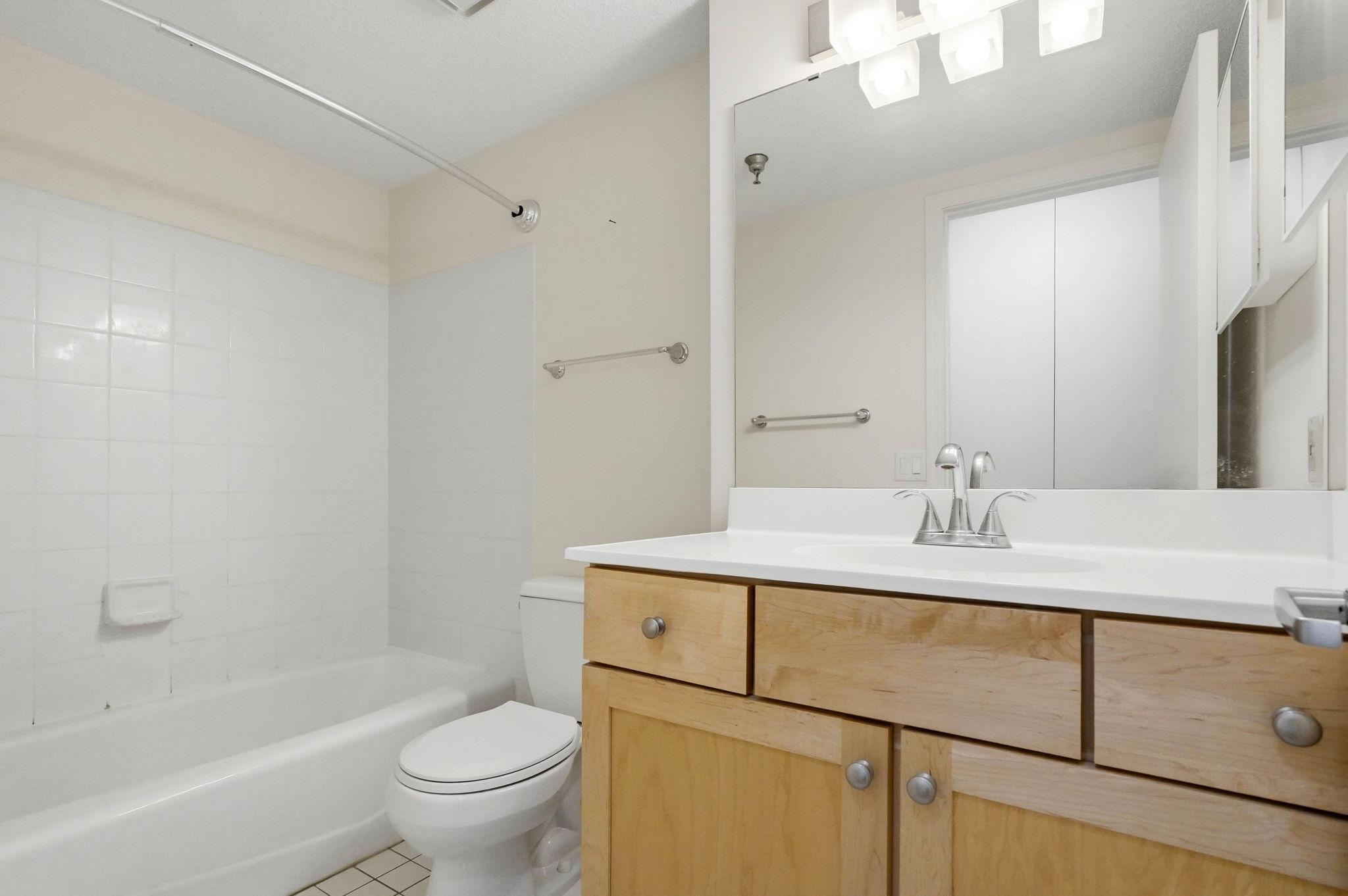 View of Residential at 401 1st Street #1103, Minneapolis MN 55401, Minneapolis (28 of 52) - Mike Wilen | Minnesota Team Real Estate