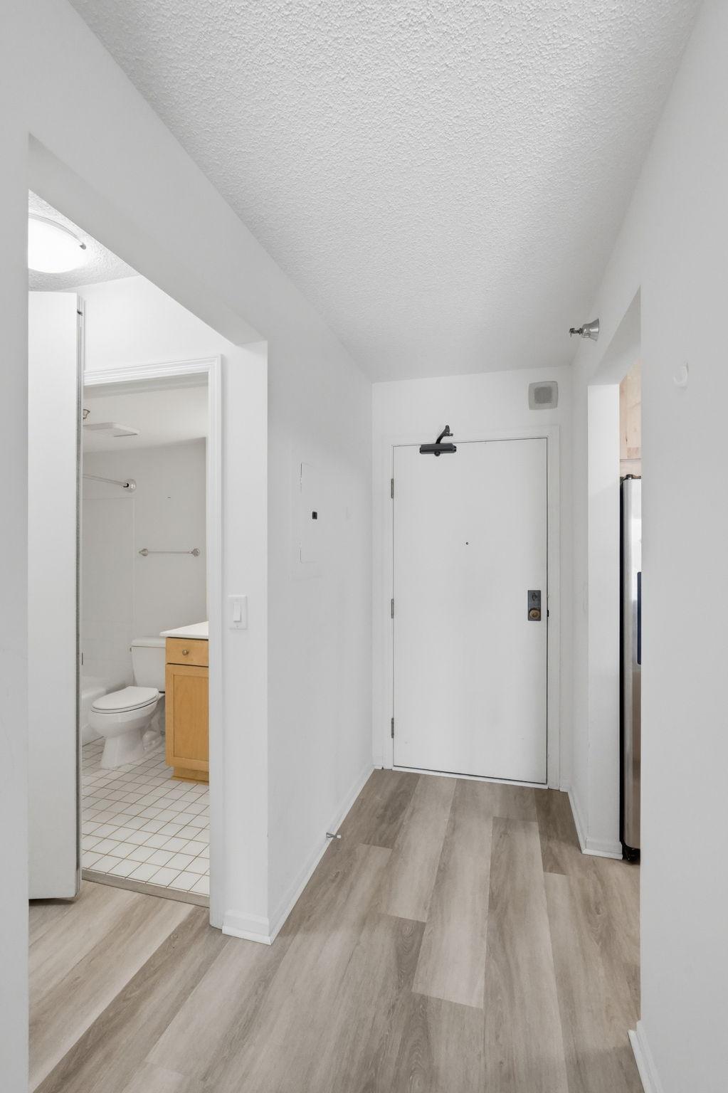 View of Residential at 401 1st Street #1103, Minneapolis MN 55401, Minneapolis (27 of 52) - Mike Wilen | Minnesota Team Real Estate
