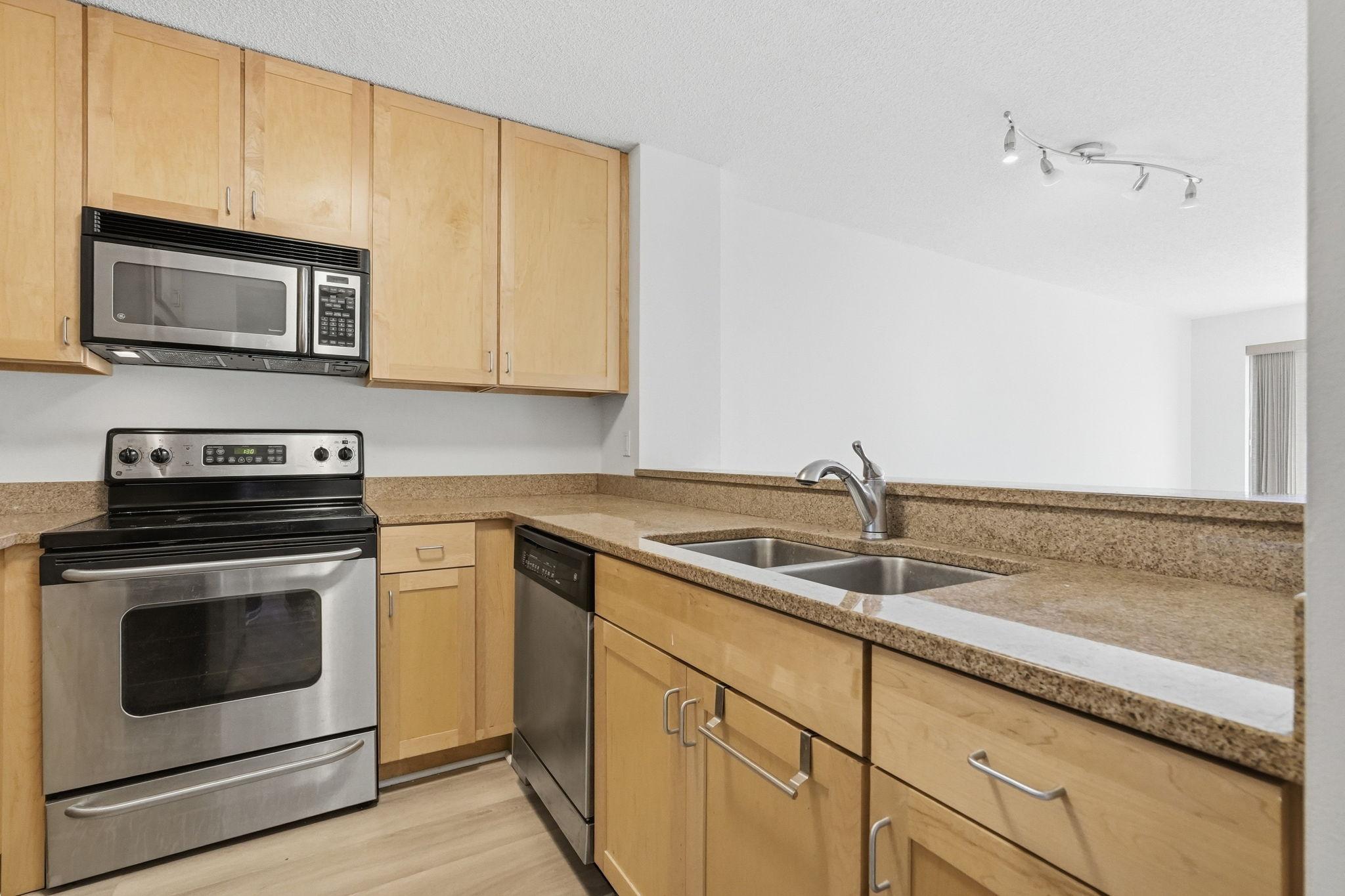 View of Residential at 401 1st Street #1103, Minneapolis MN 55401, Minneapolis (20 of 52) - Mike Wilen | Minnesota Team Real Estate
