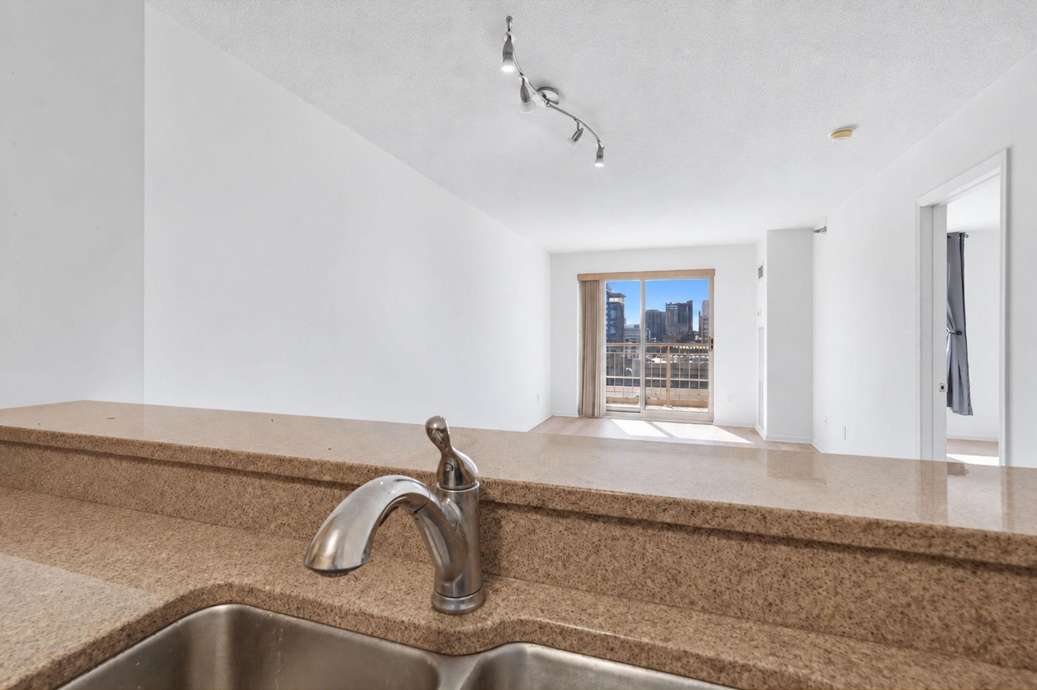 View of Residential at 401 1st Street #1103, Minneapolis MN 55401, Minneapolis (19 of 52) - Mike Wilen | Minnesota Team Real Estate