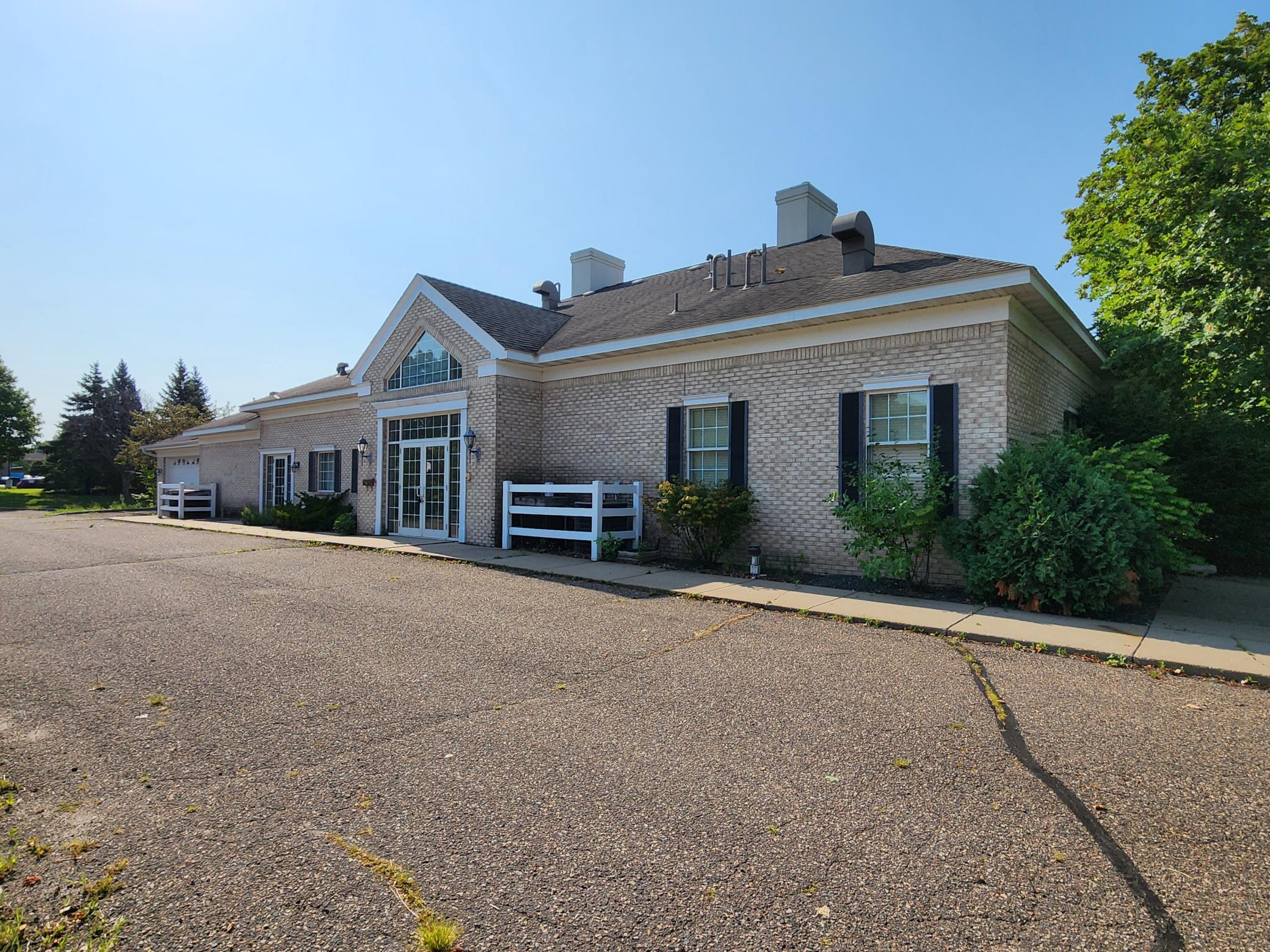 View of Commercial Sale at 7300 42nd Avenue, New Hope MN 55427, New Hope (5 of 14) - Mike Wilen | Minnesota Team Real Estate