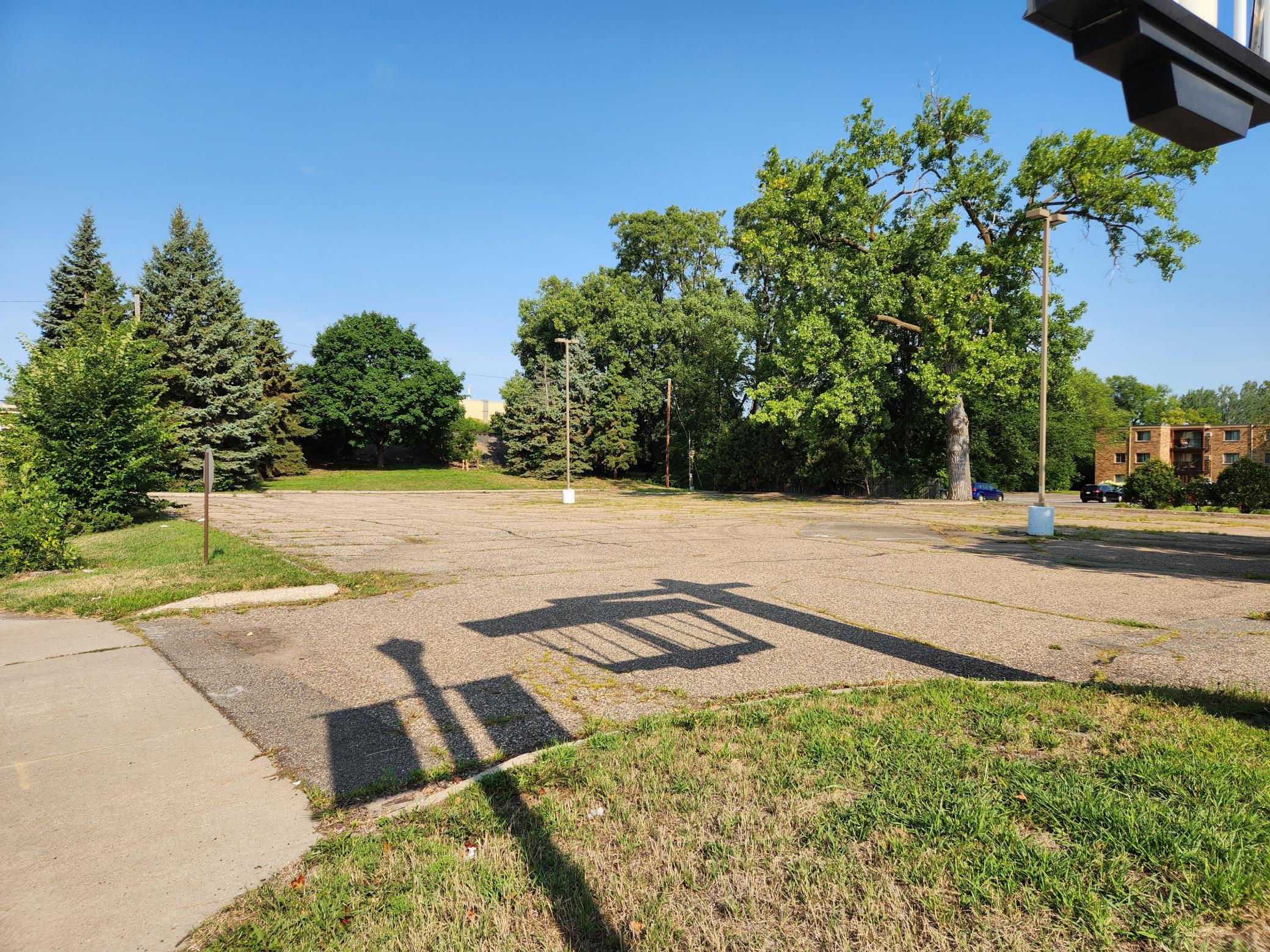 View of Commercial Sale at 7300 42nd Avenue, New Hope MN 55427, New Hope (12 of 14) - Mike Wilen | Minnesota Team Real Estate