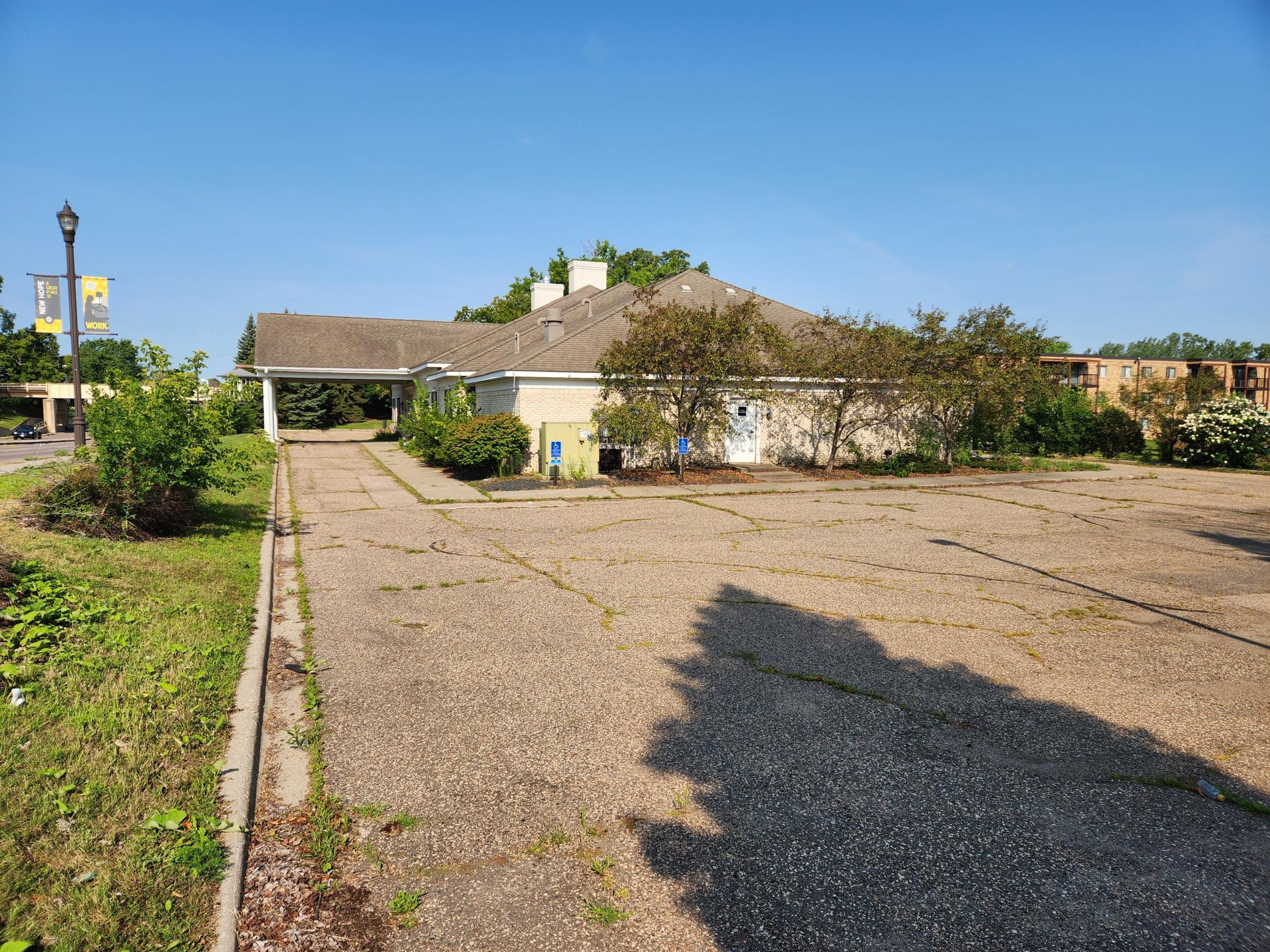 View of Commercial Sale at 7300 42nd Avenue, New Hope MN 55427, New Hope (4 of 14) - Mike Wilen | Minnesota Team Real Estate
