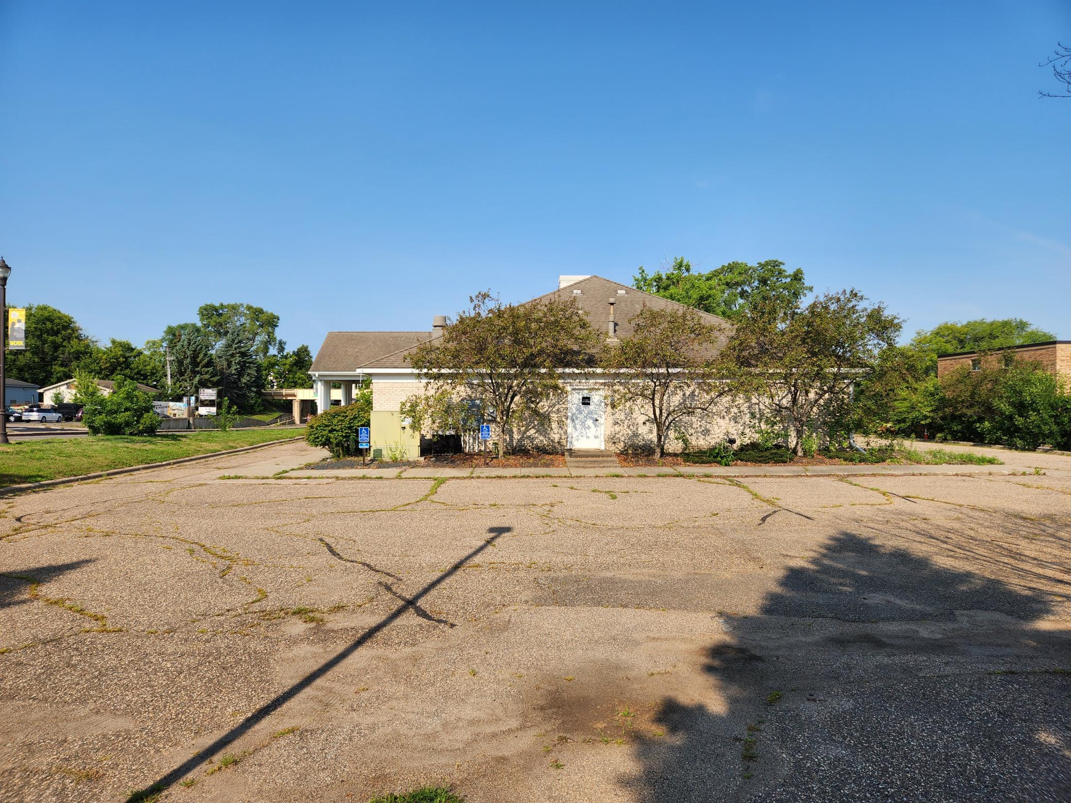 View of Commercial Sale at 7300 42nd Avenue, New Hope MN 55427, New Hope (8 of 14) - Mike Wilen | Minnesota Team Real Estate