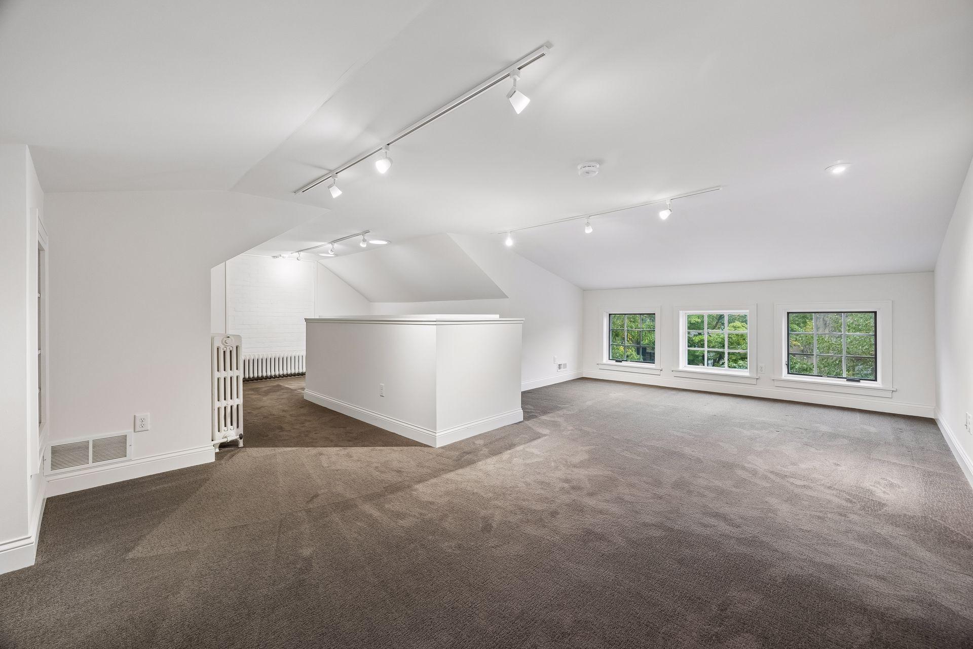 View of Residential at 2817 Brookwood Terrace, Minneapolis MN 55410, Minneapolis (34 of 62) - Mike Wilen | Minnesota Team Real Estate