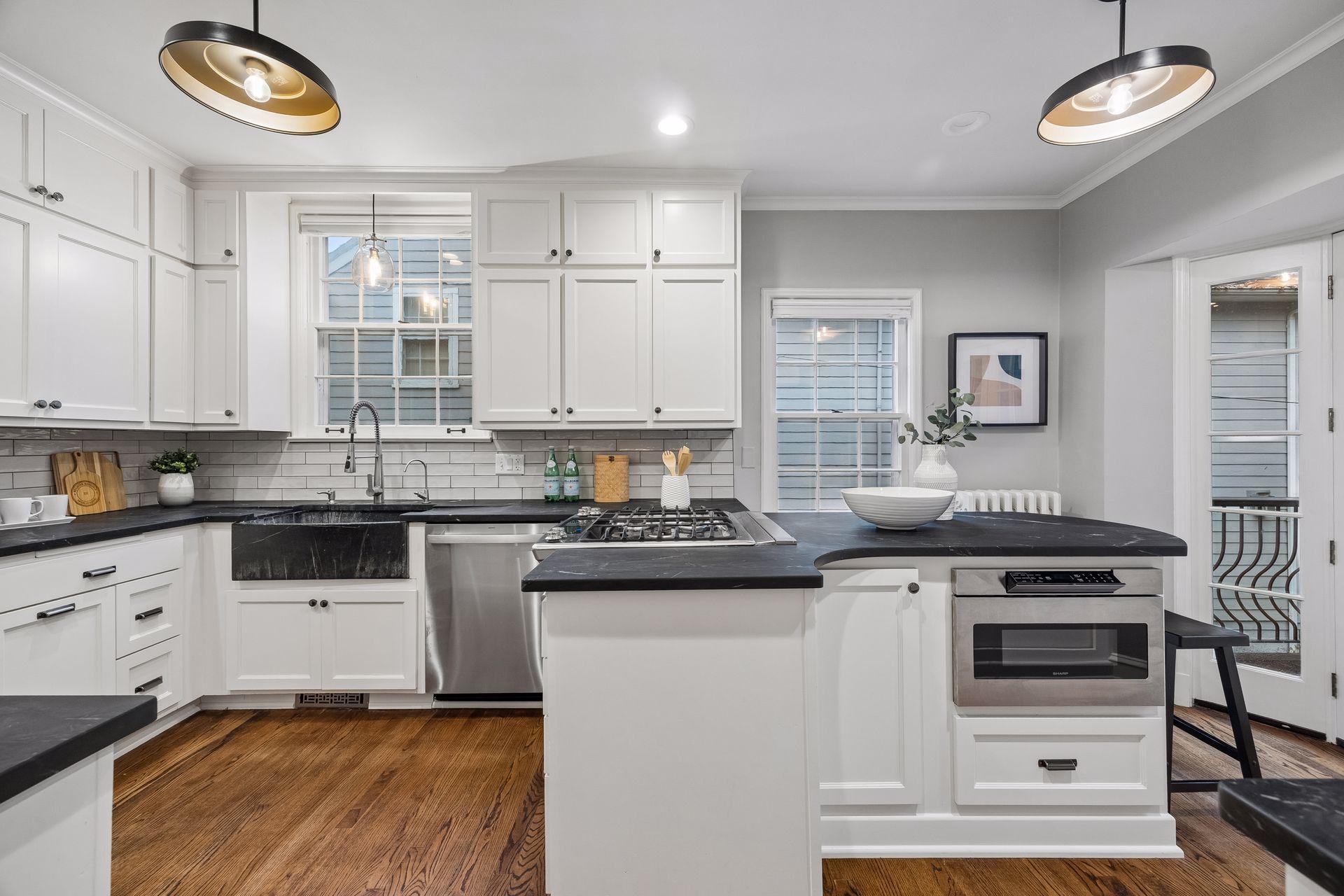 View of Residential at 2817 Brookwood Terrace, Minneapolis MN 55410, Minneapolis (8 of 62) - Mike Wilen | Minnesota Team Real Estate