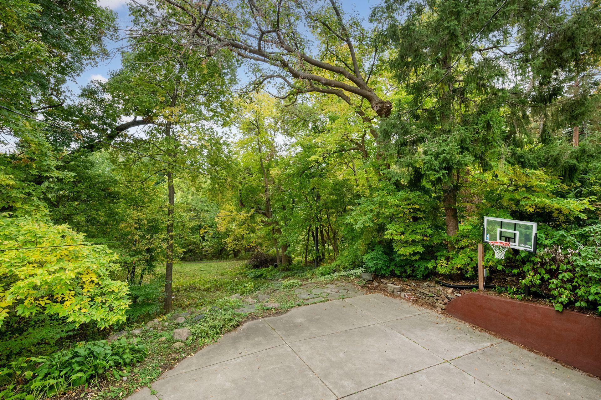 View of Residential at 2817 Brookwood Terrace, Minneapolis MN 55410, Minneapolis (41 of 62) - Mike Wilen | Minnesota Team Real Estate