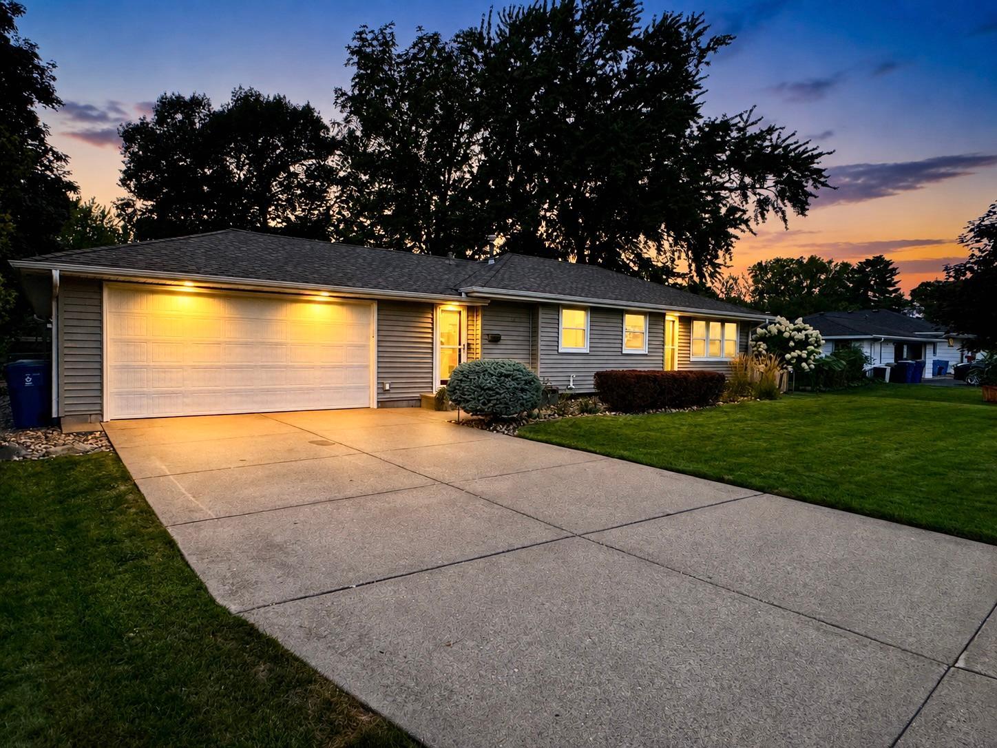 View of Residential at 10118 Park Avenue, Bloomington MN 55420, Bloomington - Mike Wilen | Minnesota Team Real Estate