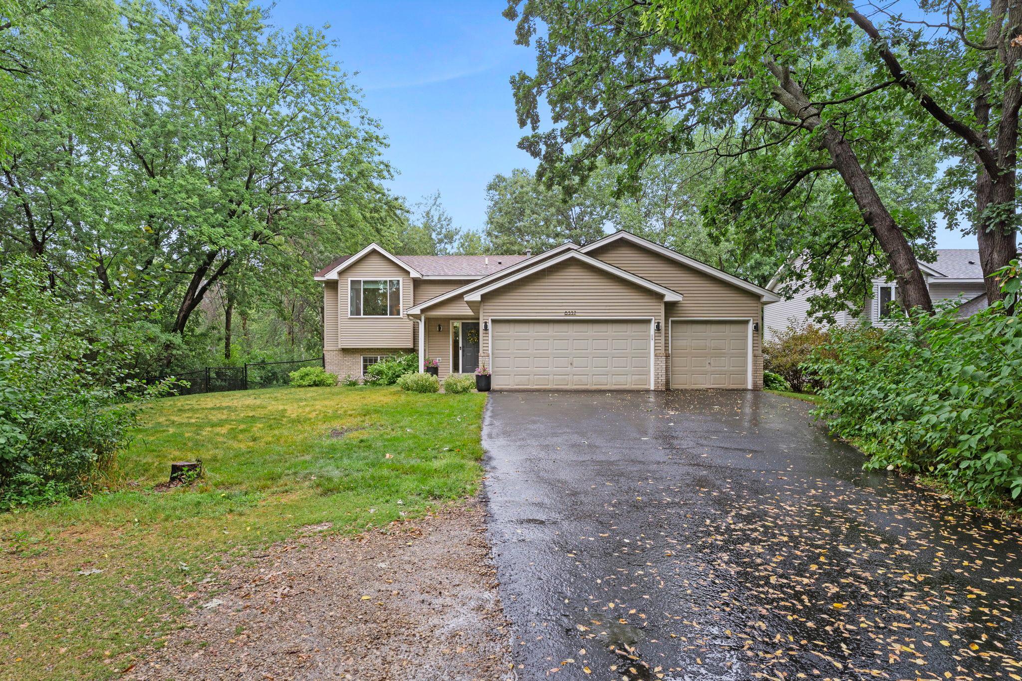 View of Residential at 8537 Xylite Street, Blaine MN 55449, Blaine (31 of 40) - Mike Wilen | Minnesota Team Real Estate