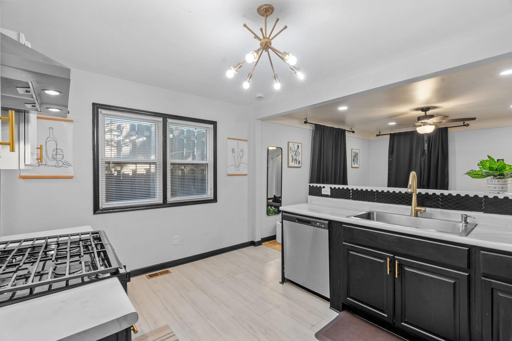 View of Residential Income at 3952 Bloomington Avenue, Minneapolis MN 55407, Minneapolis (10 of 44) - Mike Wilen | Minnesota Team Real Estate