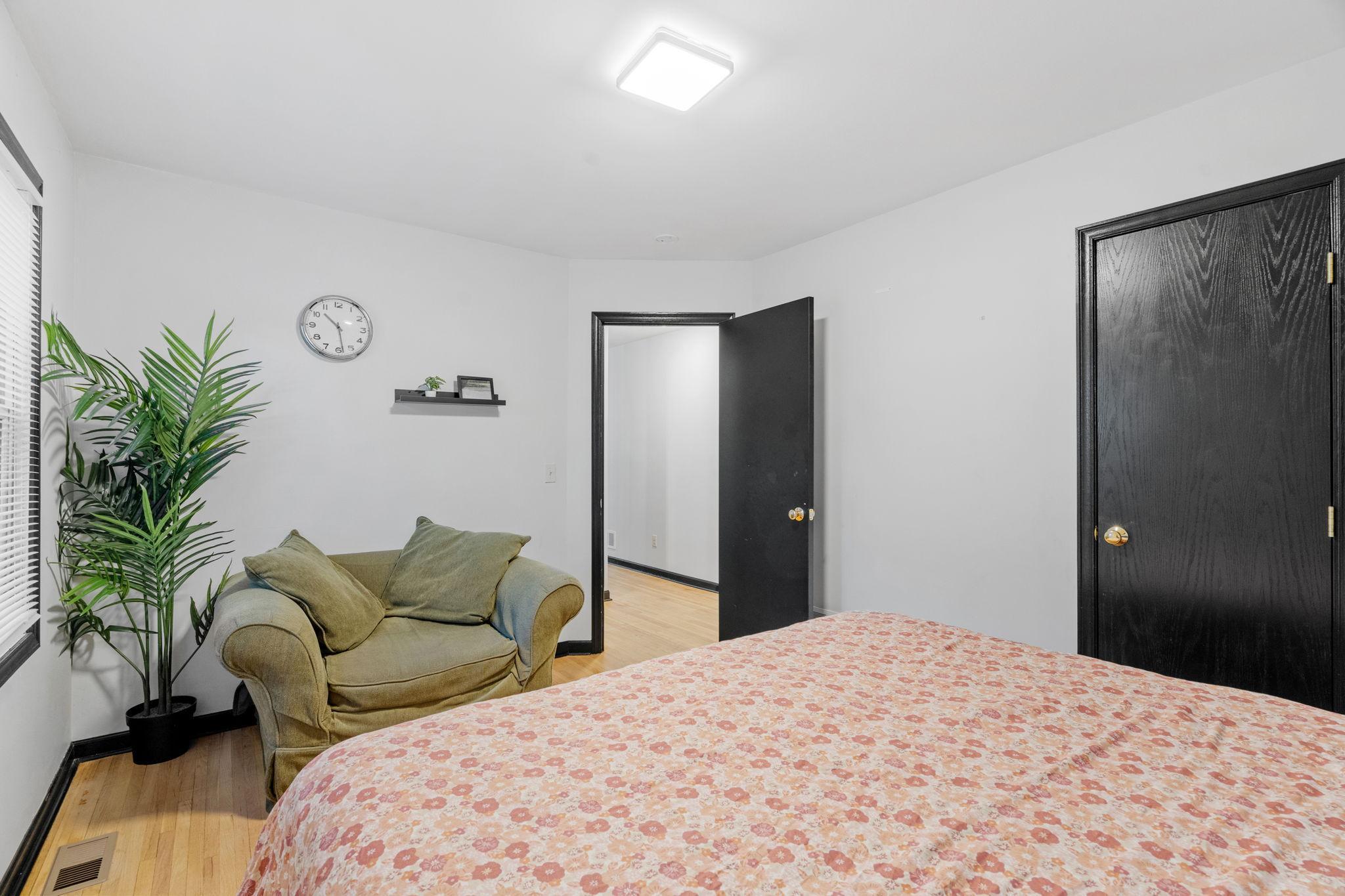 View of Residential Income at 3952 Bloomington Avenue, Minneapolis MN 55407, Minneapolis (13 of 44) - Mike Wilen | Minnesota Team Real Estate