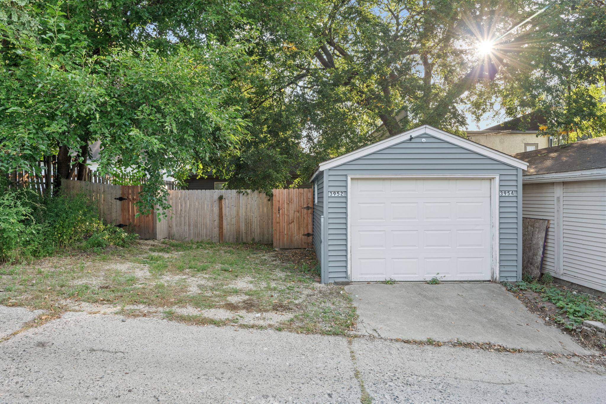 View of Residential Income at 3952 Bloomington Avenue, Minneapolis MN 55407, Minneapolis (41 of 44) - Mike Wilen | Minnesota Team Real Estate