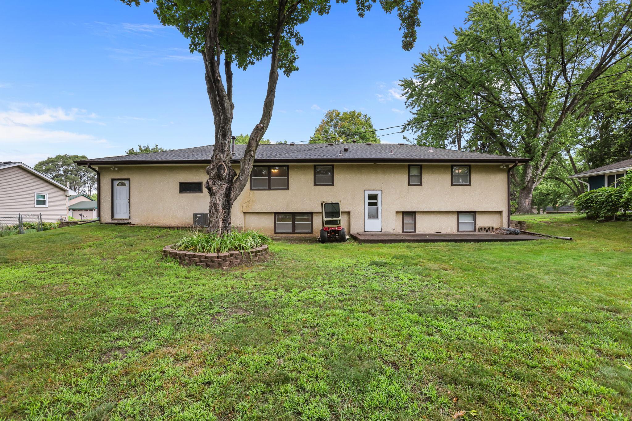 View of Residential at 21609 Ahlstrom Avenue, Rogers MN 55374, Rogers (37 of 40) - Mike Wilen | Minnesota Team Real Estate