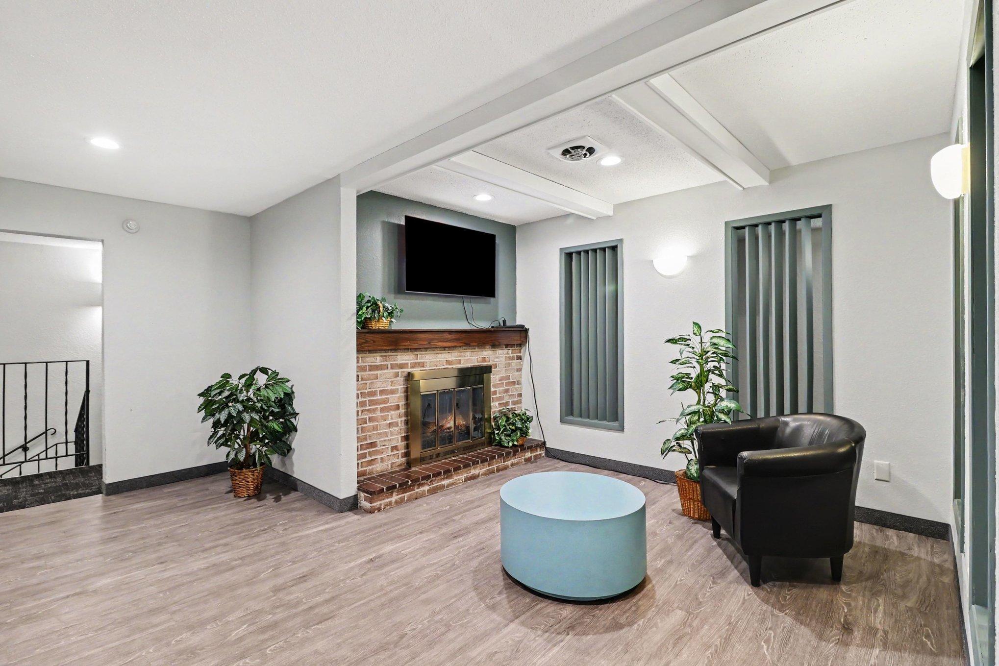 View of Residential at 4201 Lakeside Avenue #307, Brooklyn Center MN 55429, Brooklyn Center (23 of 28) - Mike Wilen | Minnesota Team Real Estate