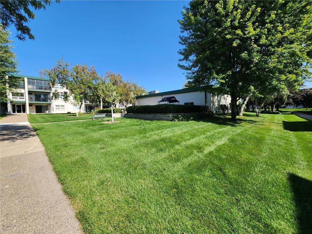 View of Residential at 2720 Dale Street #C113, Roseville MN 55113, Roseville (17 of 23) - Mike Wilen | Minnesota Team Real Estate
