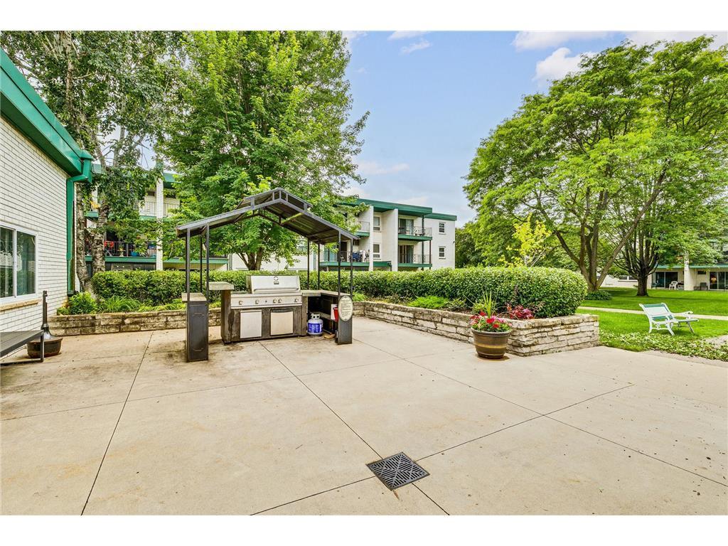 View of Residential at 2720 Dale Street #C113, Roseville MN 55113, Roseville (16 of 23) - Mike Wilen | Minnesota Team Real Estate
