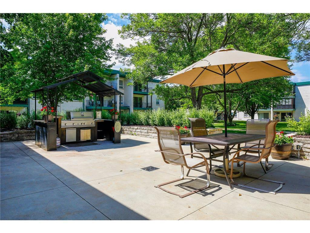 View of Residential at 2720 Dale Street #C113, Roseville MN 55113, Roseville (21 of 23) - Mike Wilen | Minnesota Team Real Estate
