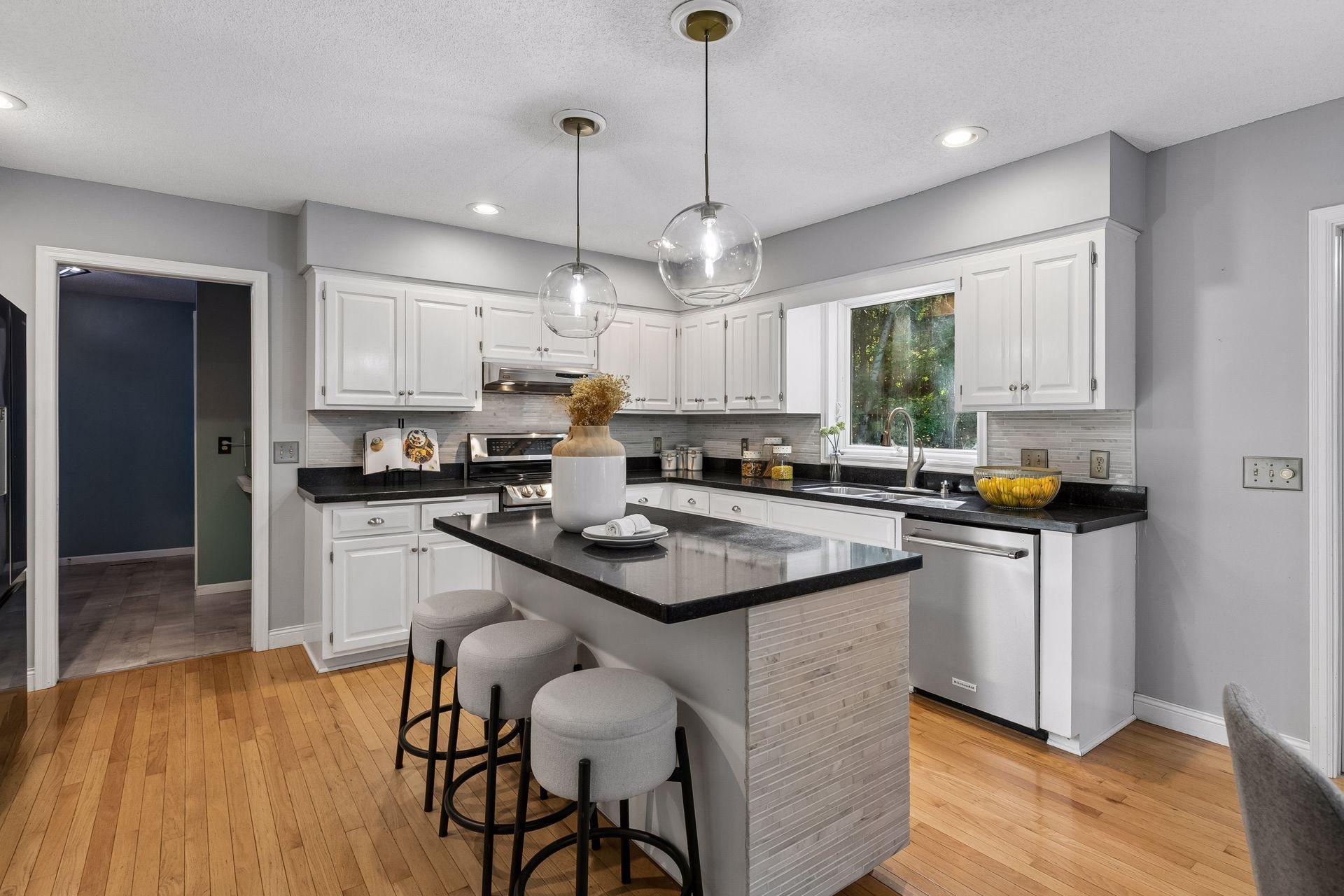 View of Residential at 4747 Burr Oak Street, Eagan MN 55122, Eagan (23 of 44) - Mike Wilen | Minnesota Team Real Estate