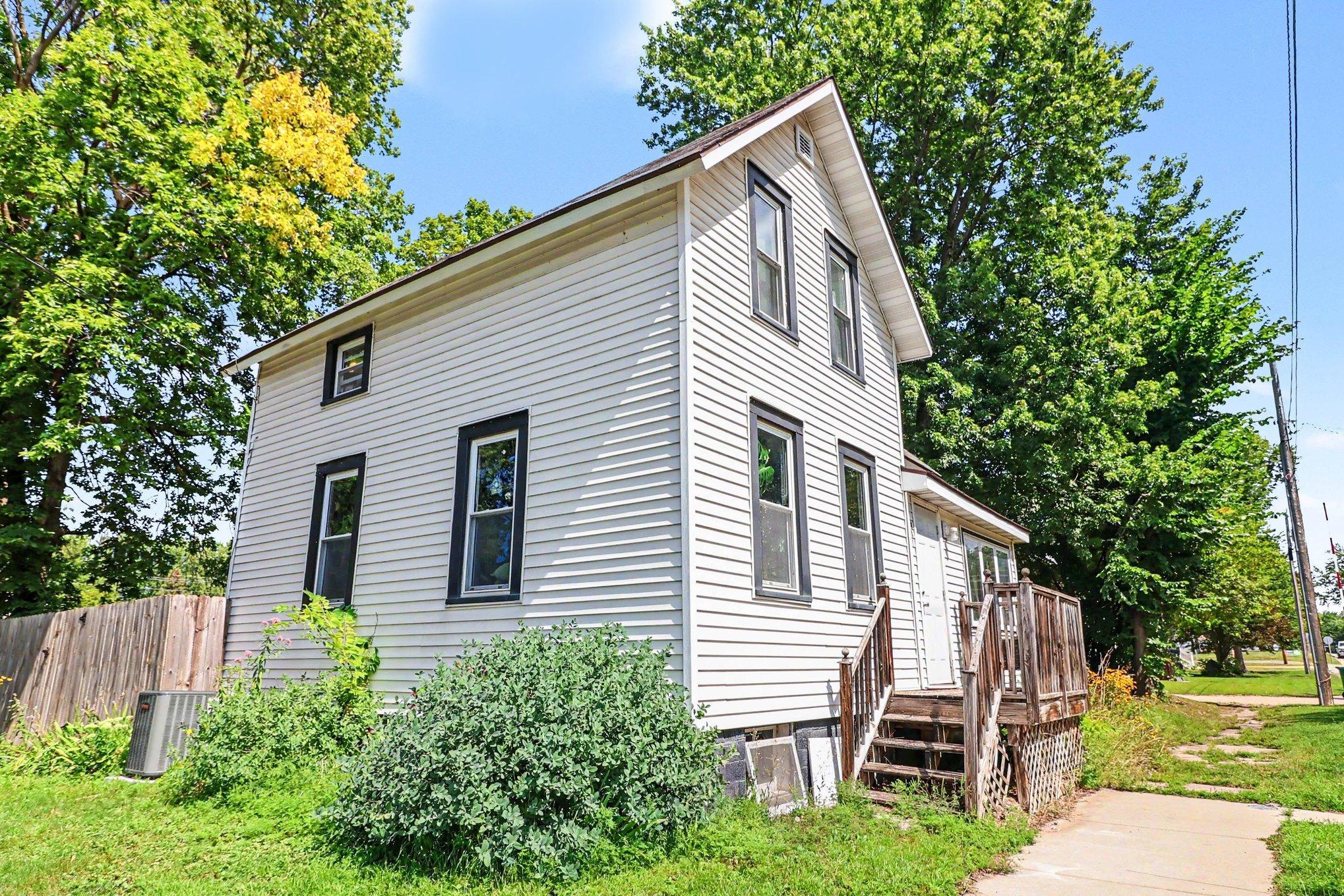 View of Residential at 401 Oak Avenue, Montgomery MN 56069, Montgomery (3 of 28) - Mike Wilen | Minnesota Team Real Estate