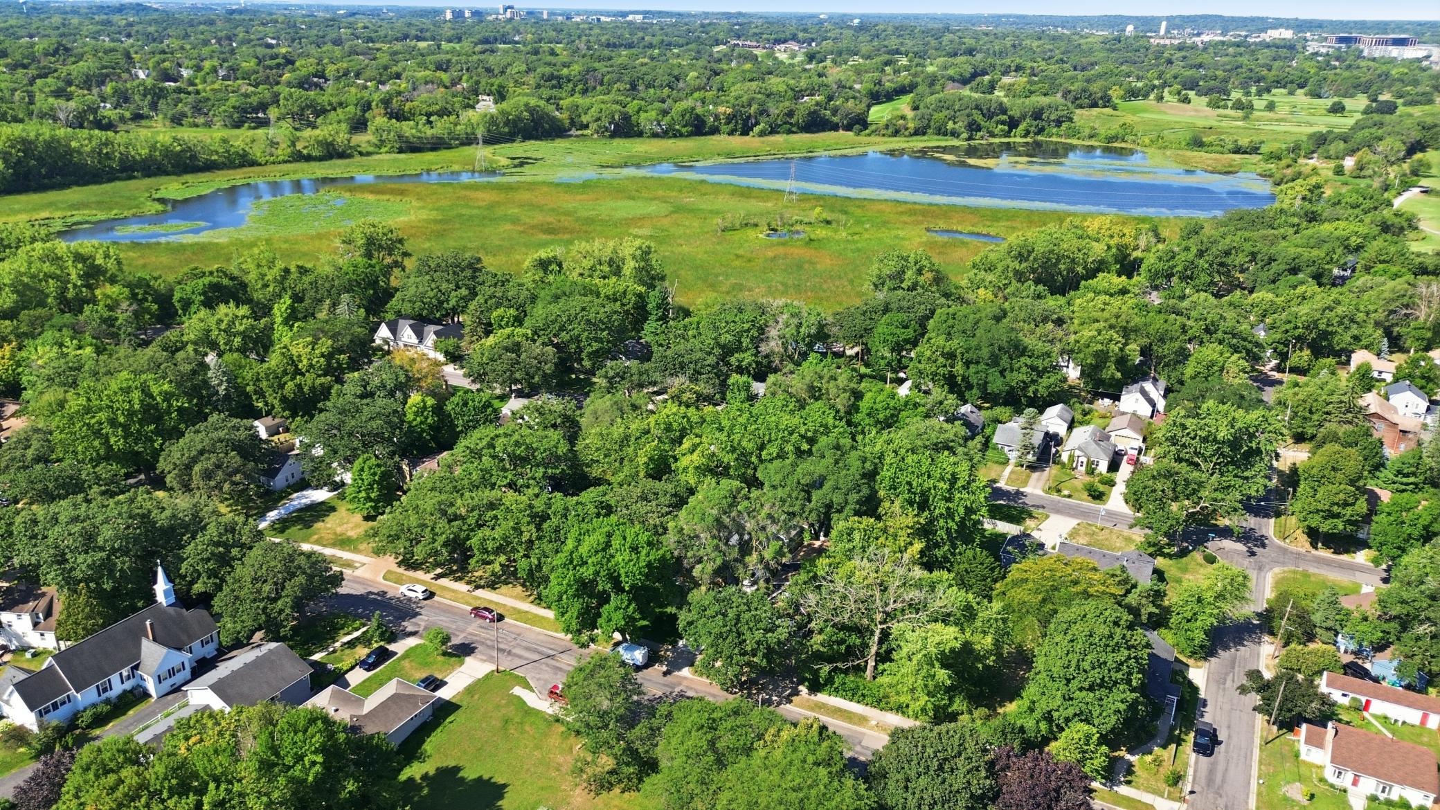 View of Residential at 4220 Brookside Avenue, Saint Louis Park MN 55416, Saint Louis Park (44 of 47) - Mike Wilen | Minnesota Team Real Estate