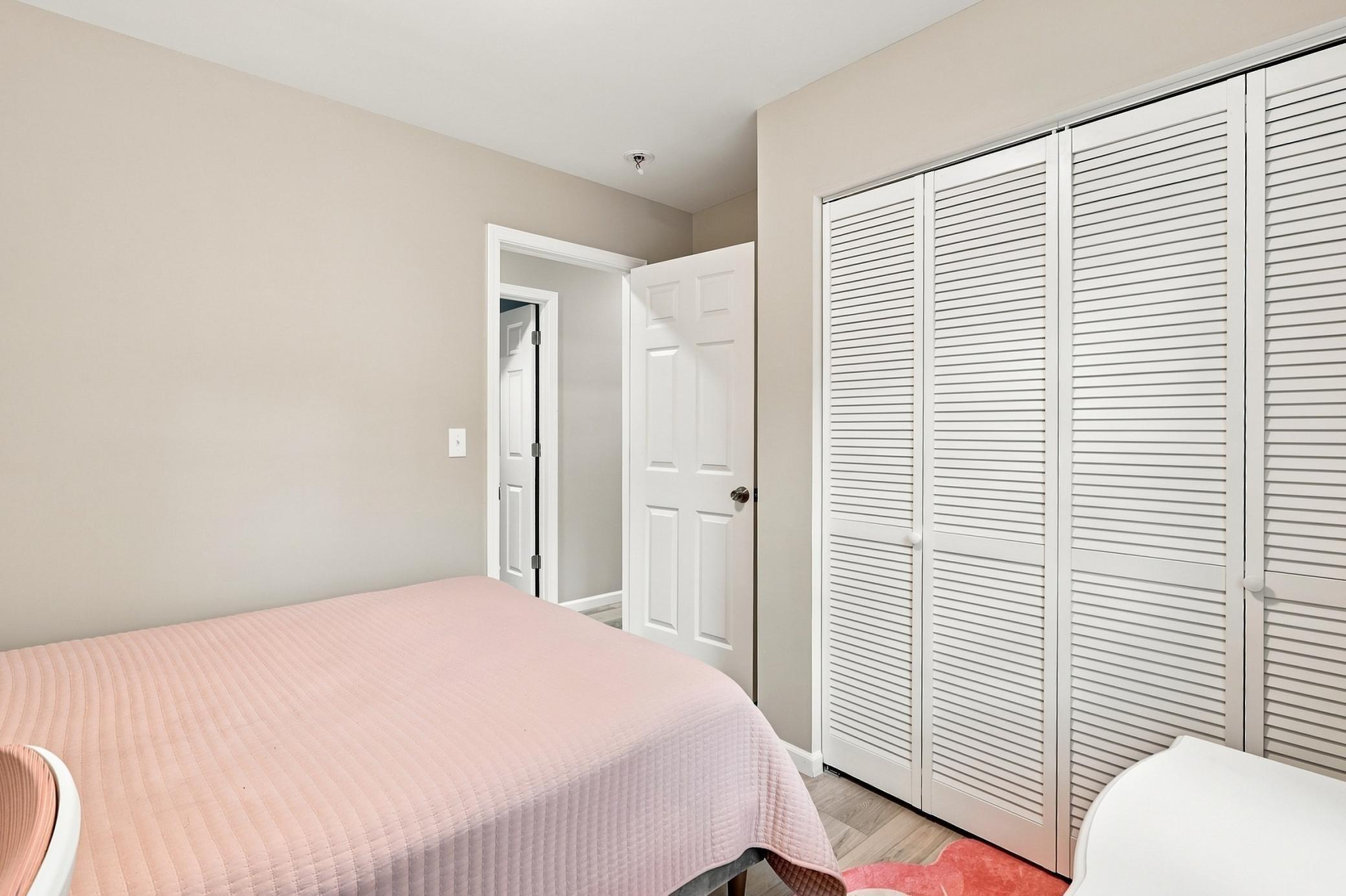 View of Residential at 4220 Brookside Avenue, Saint Louis Park MN 55416, Saint Louis Park (26 of 47) - Mike Wilen | Minnesota Team Real Estate
