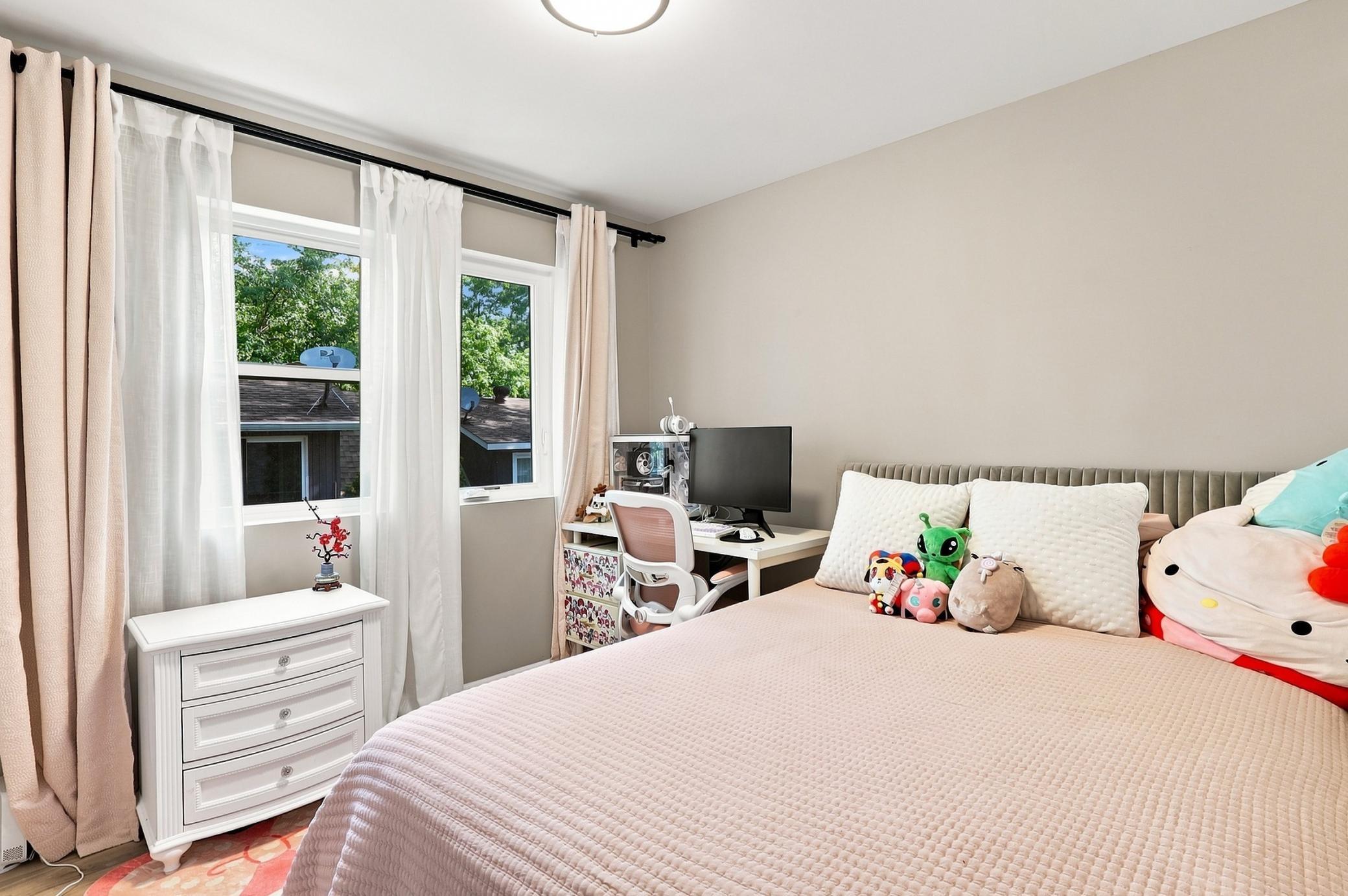 View of Residential at 4220 Brookside Avenue, Saint Louis Park MN 55416, Saint Louis Park (23 of 47) - Mike Wilen | Minnesota Team Real Estate