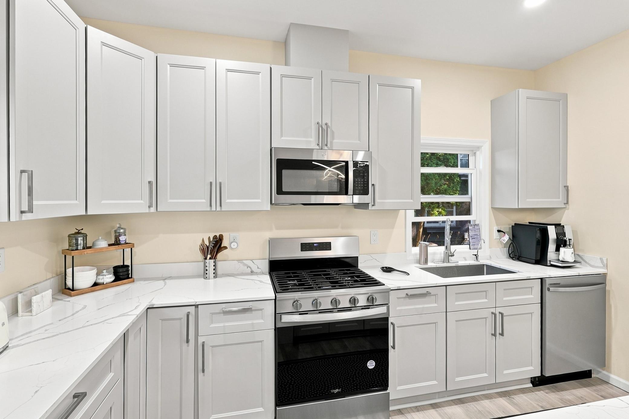 View of Residential at 4220 Brookside Avenue, Saint Louis Park MN 55416, Saint Louis Park (10 of 47) - Mike Wilen | Minnesota Team Real Estate