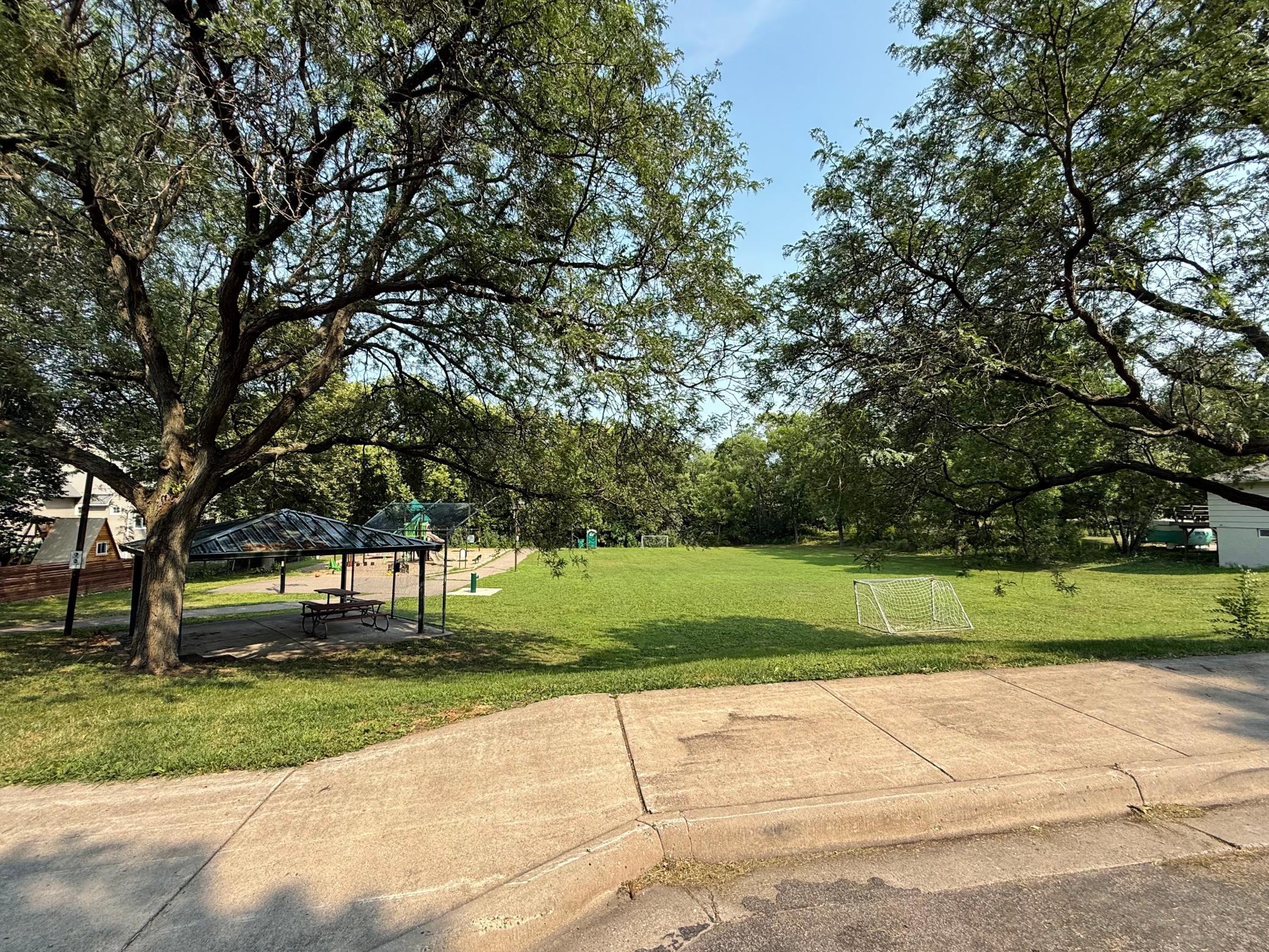 View of Residential at 4220 Brookside Avenue, Saint Louis Park MN 55416, Saint Louis Park (45 of 47) - Mike Wilen | Minnesota Team Real Estate
