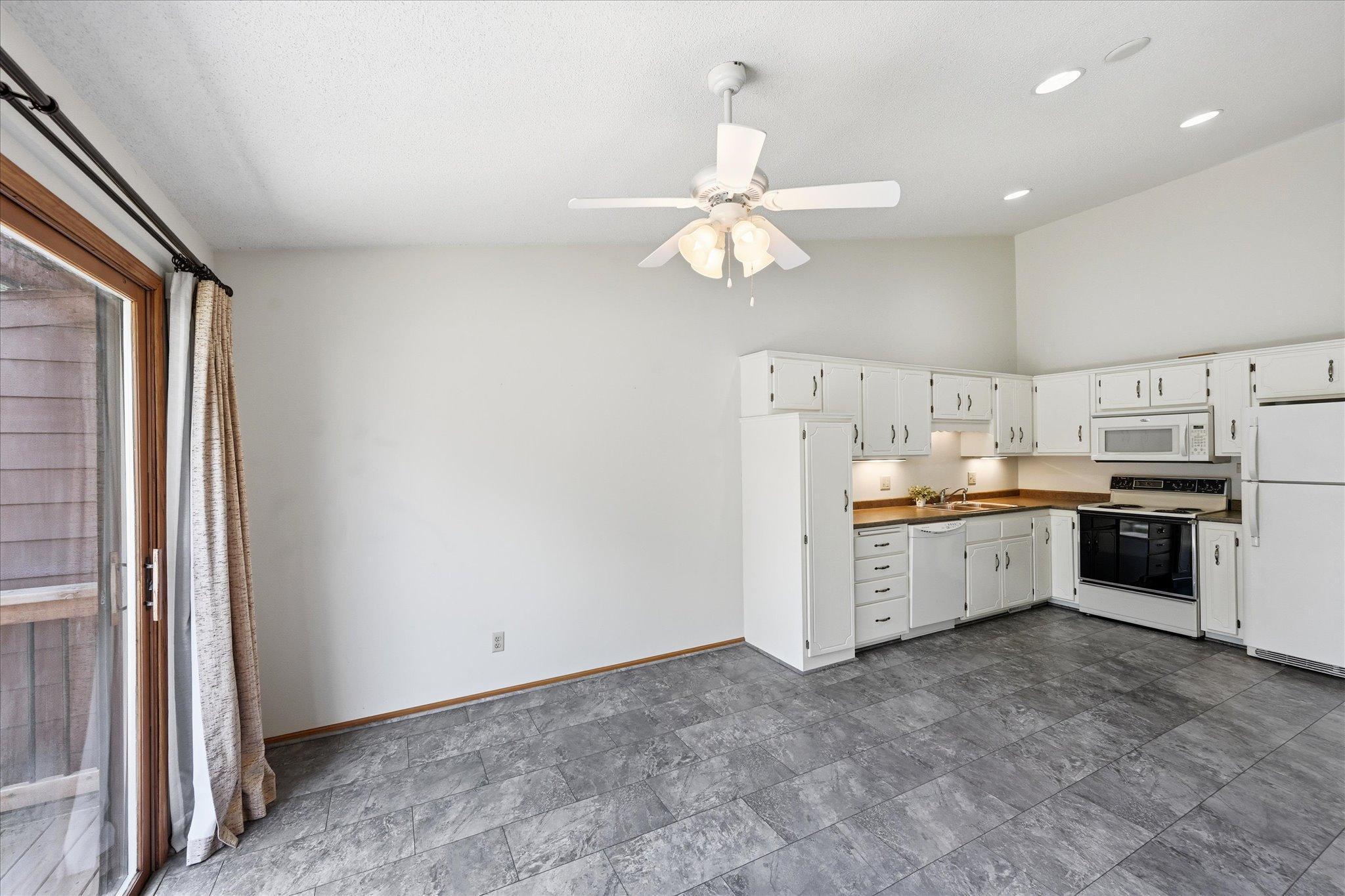 View of Residential at 4029 Silver Lake Rd, Saint Anthony MN 55421, Saint Anthony (6 of 35) - Mike Wilen | Minnesota Team Real Estate