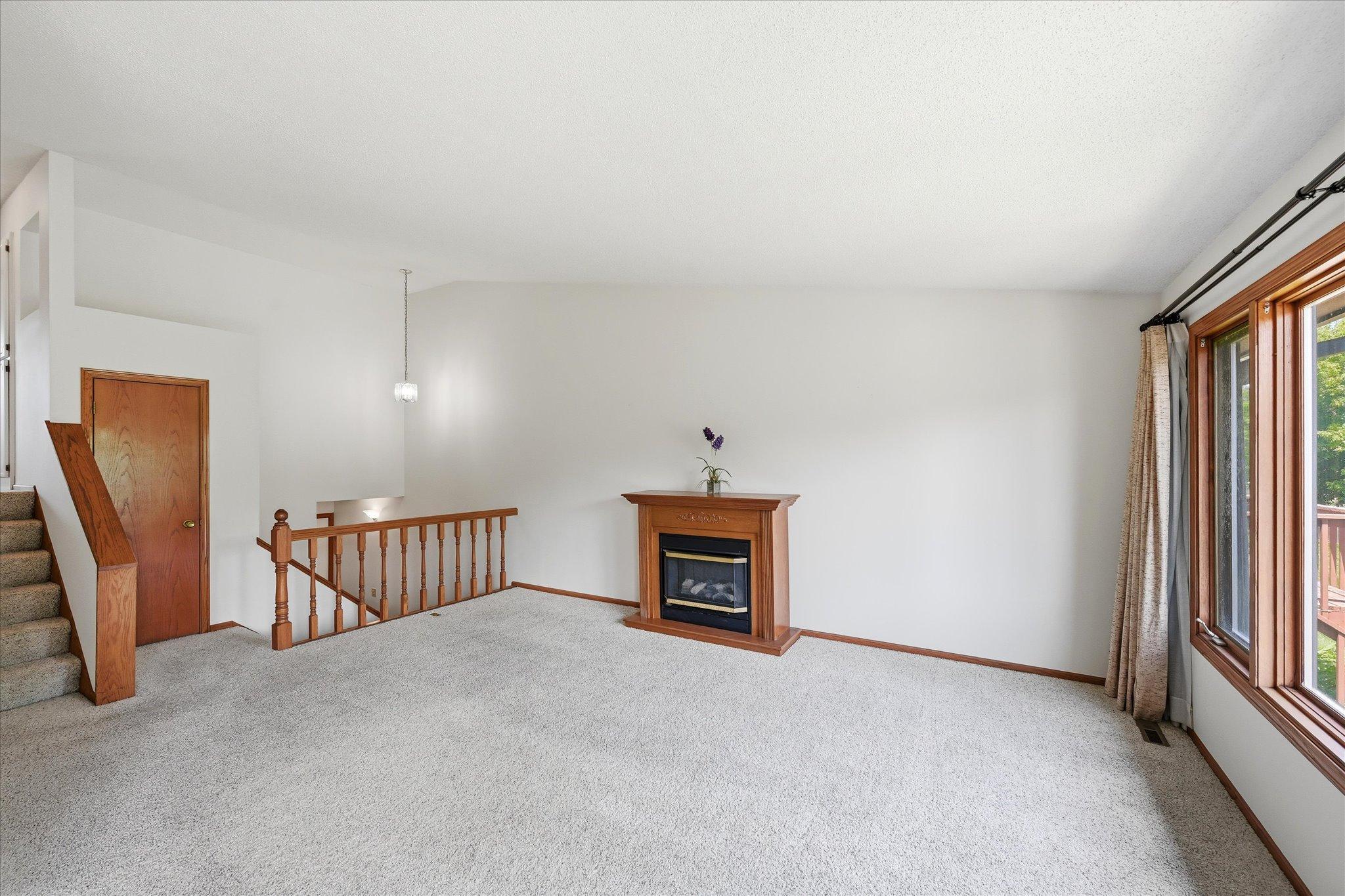 View of Residential at 4029 Silver Lake Rd, Saint Anthony MN 55421, Saint Anthony (12 of 35) - Mike Wilen | Minnesota Team Real Estate