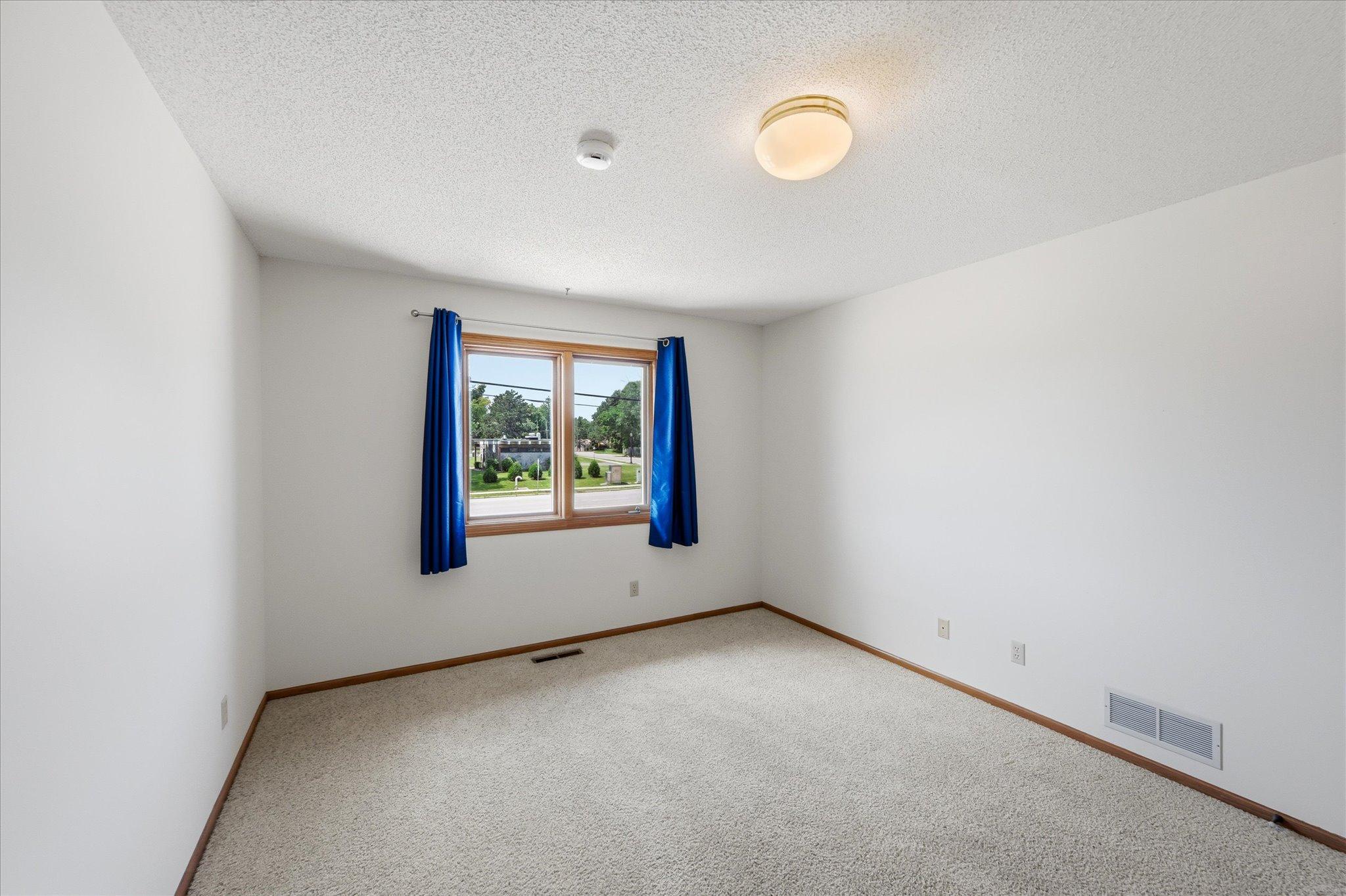 View of Residential at 4029 Silver Lake Rd, Saint Anthony MN 55421, Saint Anthony (15 of 35) - Mike Wilen | Minnesota Team Real Estate