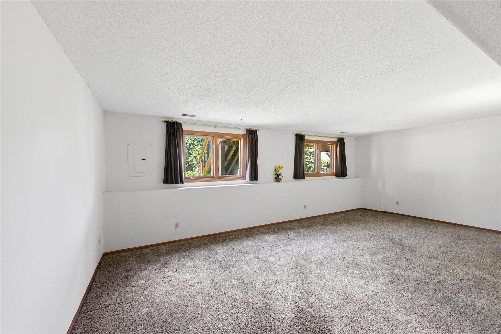 View of Residential at 4029 Silver Lake Rd, Saint Anthony MN 55421, Saint Anthony (20 of 35) - Mike Wilen | Minnesota Team Real Estate