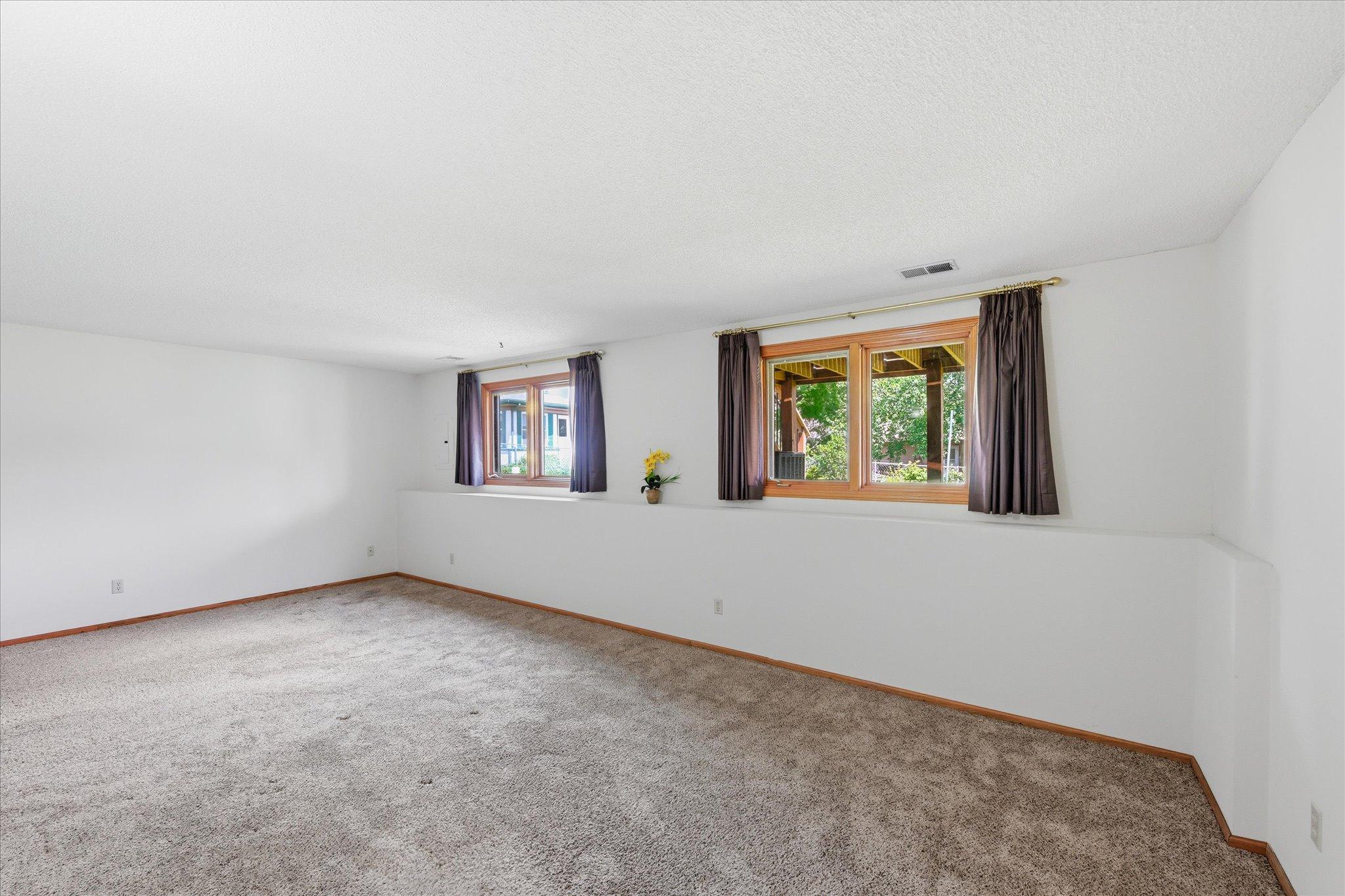 View of Residential at 4029 Silver Lake Rd, Saint Anthony MN 55421, Saint Anthony (21 of 35) - Mike Wilen | Minnesota Team Real Estate
