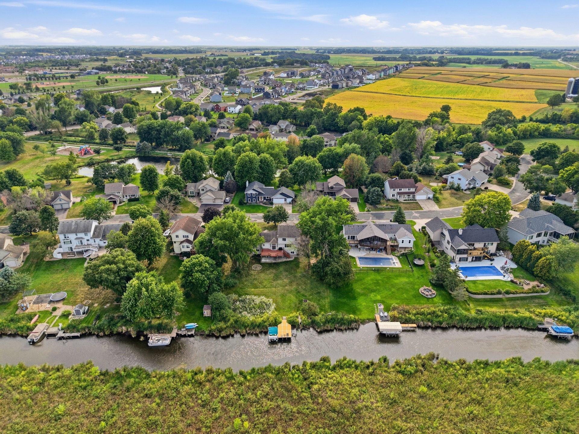 View of Residential at 315 William Lake Shore Drive, Waconia MN 55387, Waconia (35 of 38) - Mike Wilen | Minnesota Team Real Estate