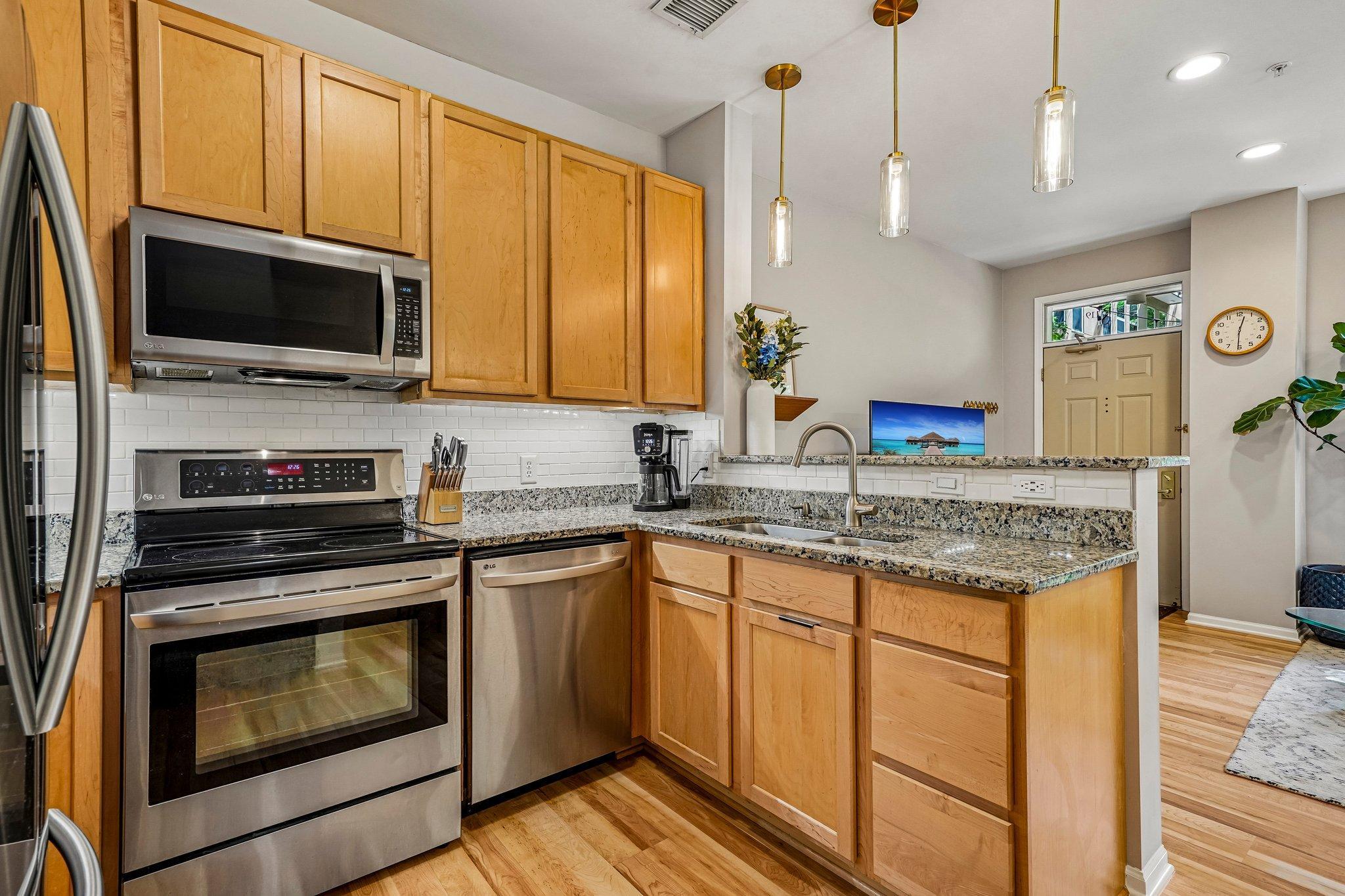 View of Residential at 545 1st Street #119, Minneapolis MN 55401, Minneapolis (8 of 47) - Mike Wilen | Minnesota Team Real Estate