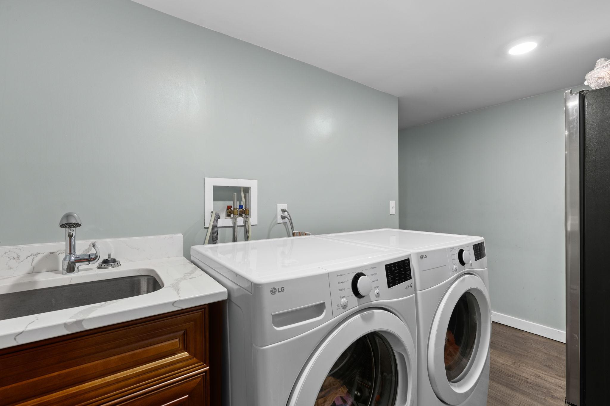View of Residential at 4518 Monroe Street, Columbia Heights MN 55421, Columbia Heights (41 of 46) - Mike Wilen | Minnesota Team Real Estate
