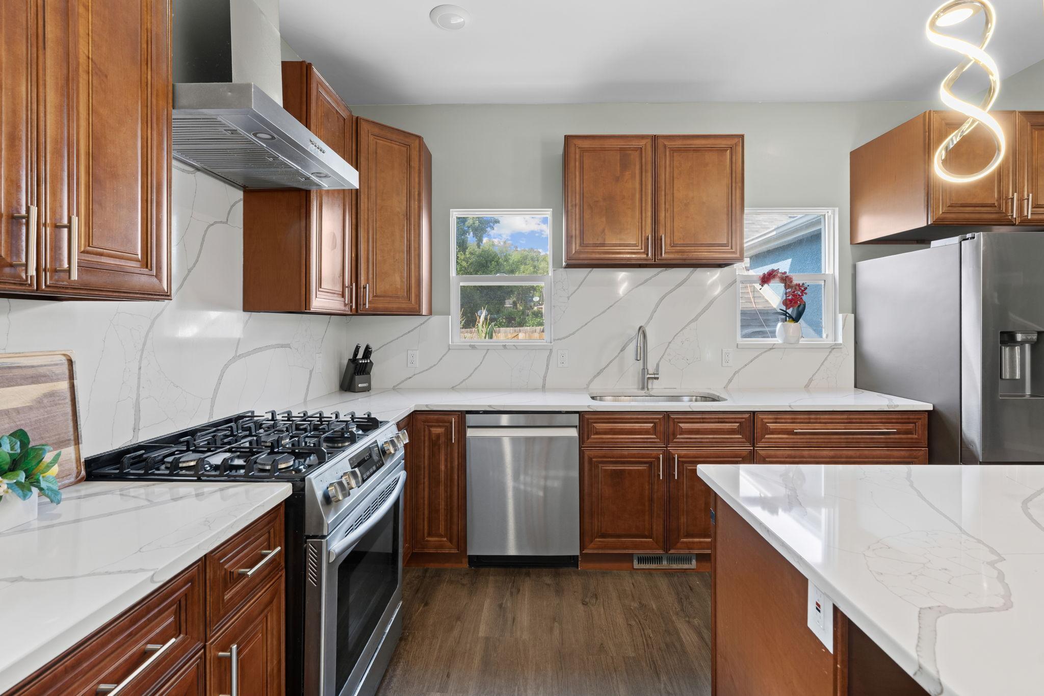 View of Residential at 4518 Monroe Street, Columbia Heights MN 55421, Columbia Heights (20 of 46) - Mike Wilen | Minnesota Team Real Estate