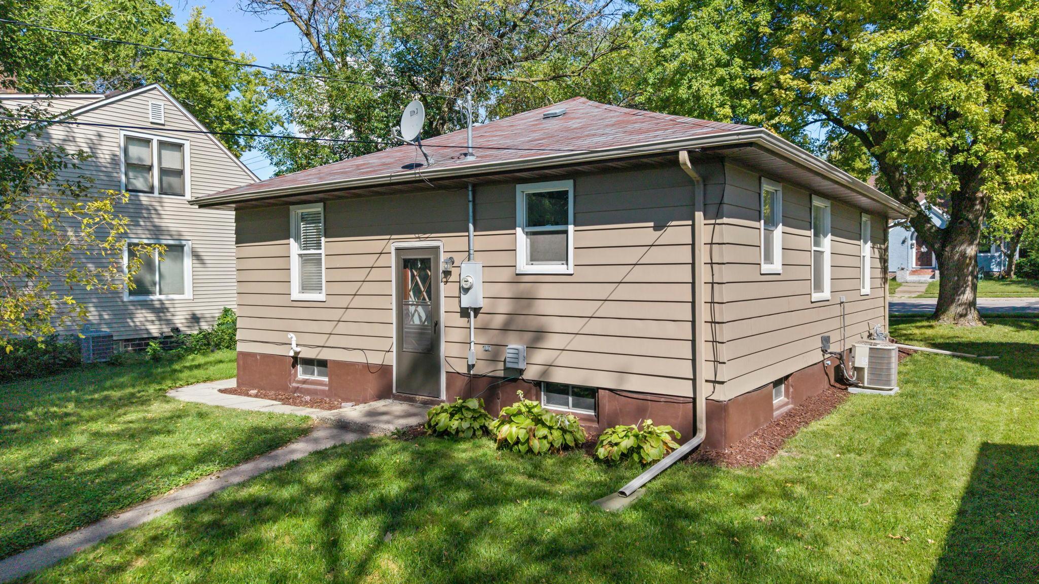 View of Residential at 152 Boulevard Avenue, Montgomery MN 56069, Montgomery (16 of 23) - Mike Wilen | Minnesota Team Real Estate