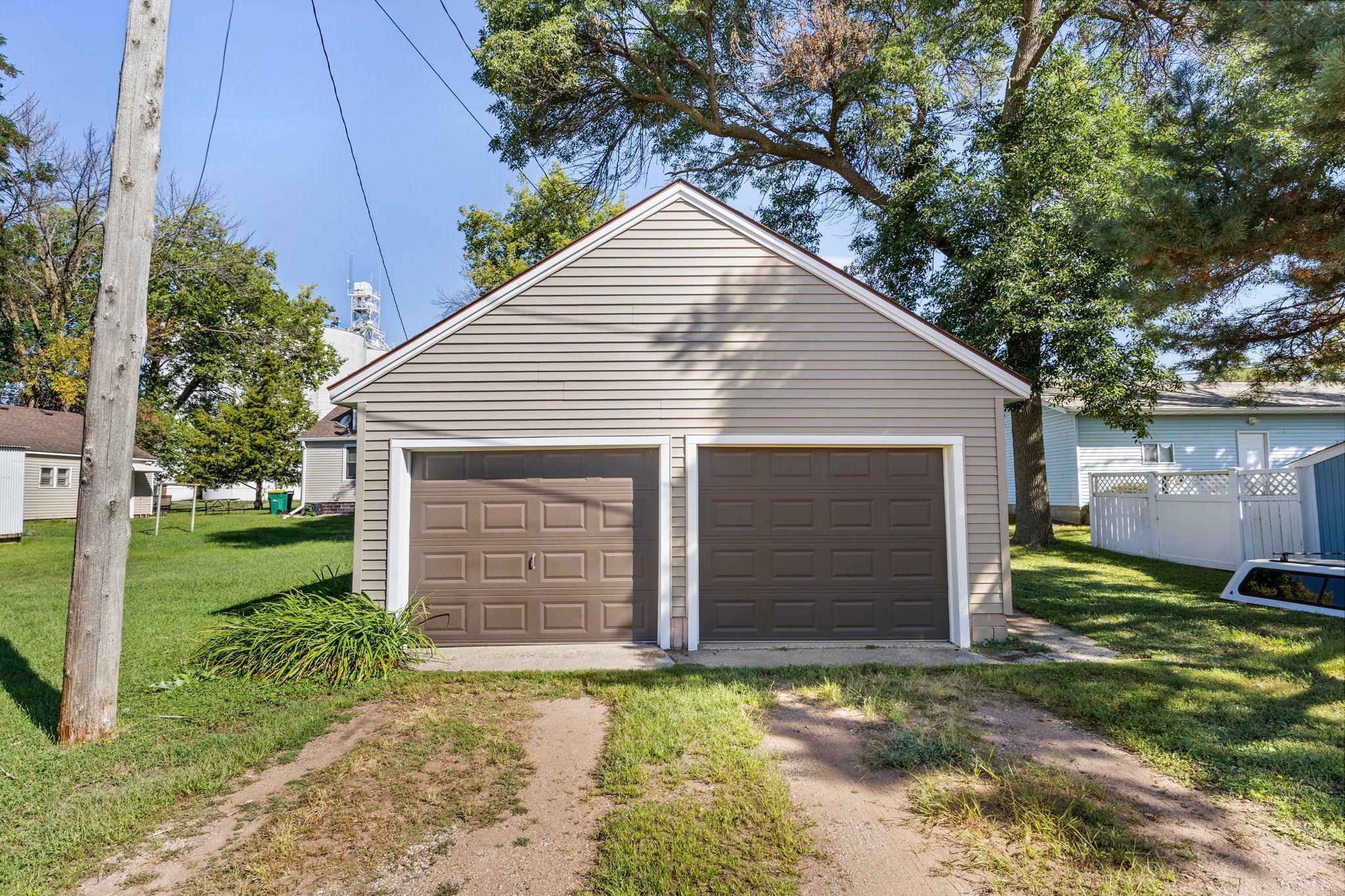 View of Residential at 152 Boulevard Avenue, Montgomery MN 56069, Montgomery (18 of 23) - Mike Wilen | Minnesota Team Real Estate