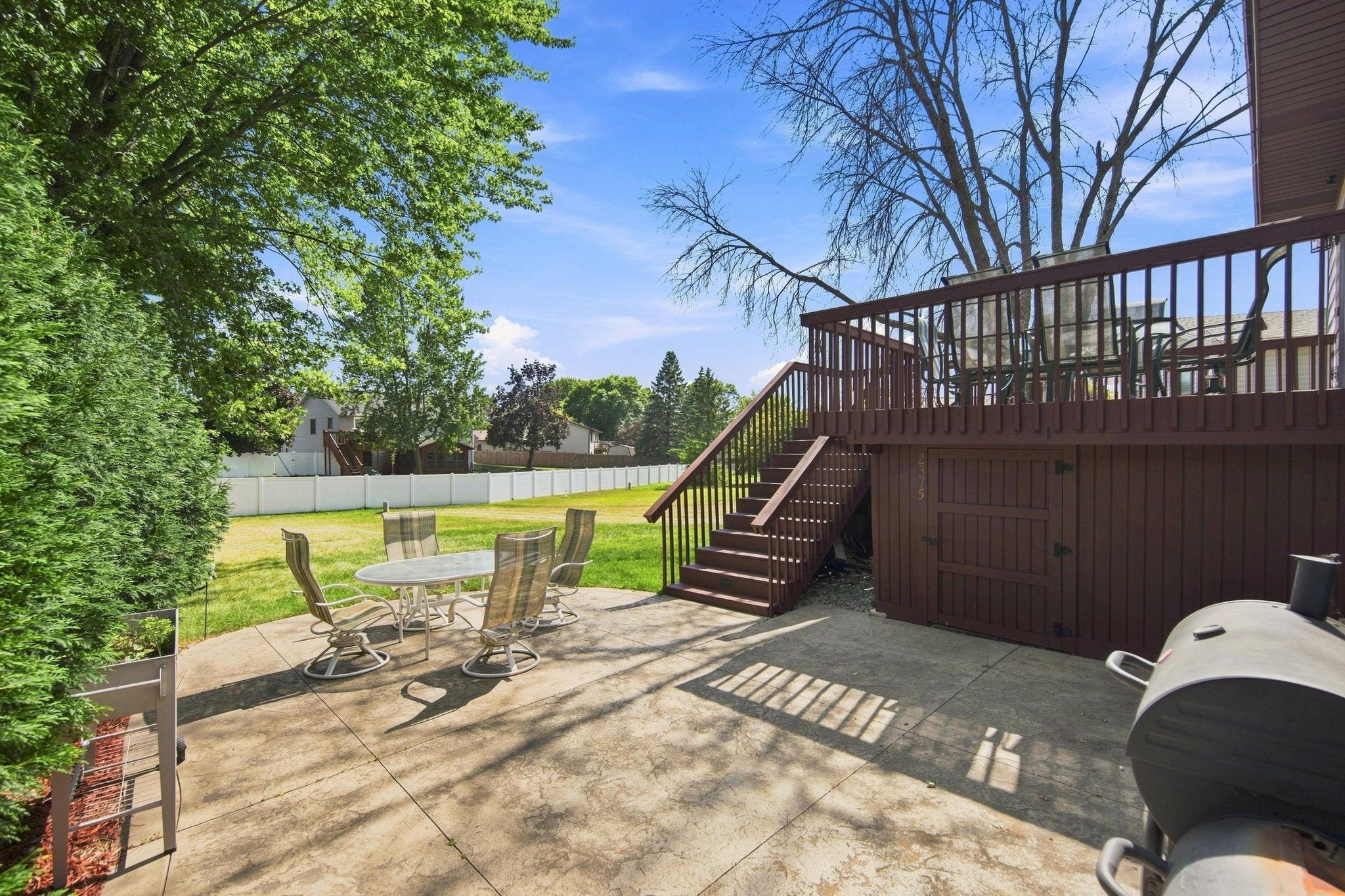 View of Residential at 2375 Helena Road, Oakdale MN 55128, Oakdale (37 of 40) - Mike Wilen | Minnesota Team Real Estate