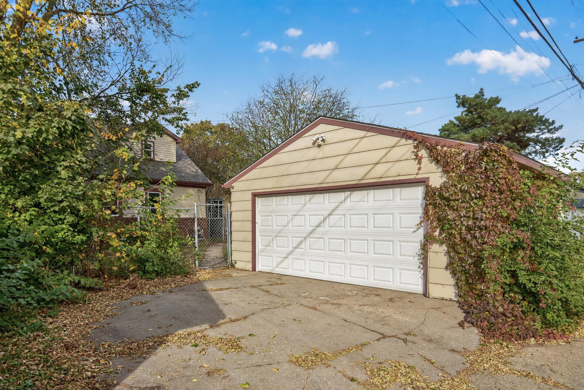 View of Residential at 1422 Queen Avenue, Minneapolis MN 55411, Minneapolis (33 of 35) - Mike Wilen | Minnesota Team Real Estate