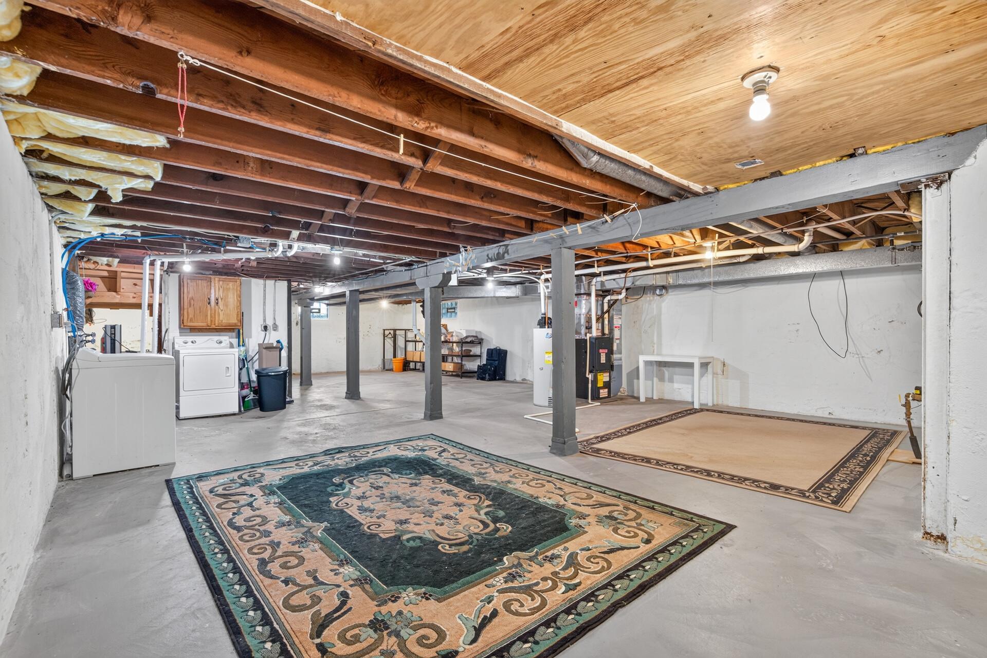 View of Residential at 1422 Queen Avenue, Minneapolis MN 55411, Minneapolis (28 of 35) - Mike Wilen | Minnesota Team Real Estate