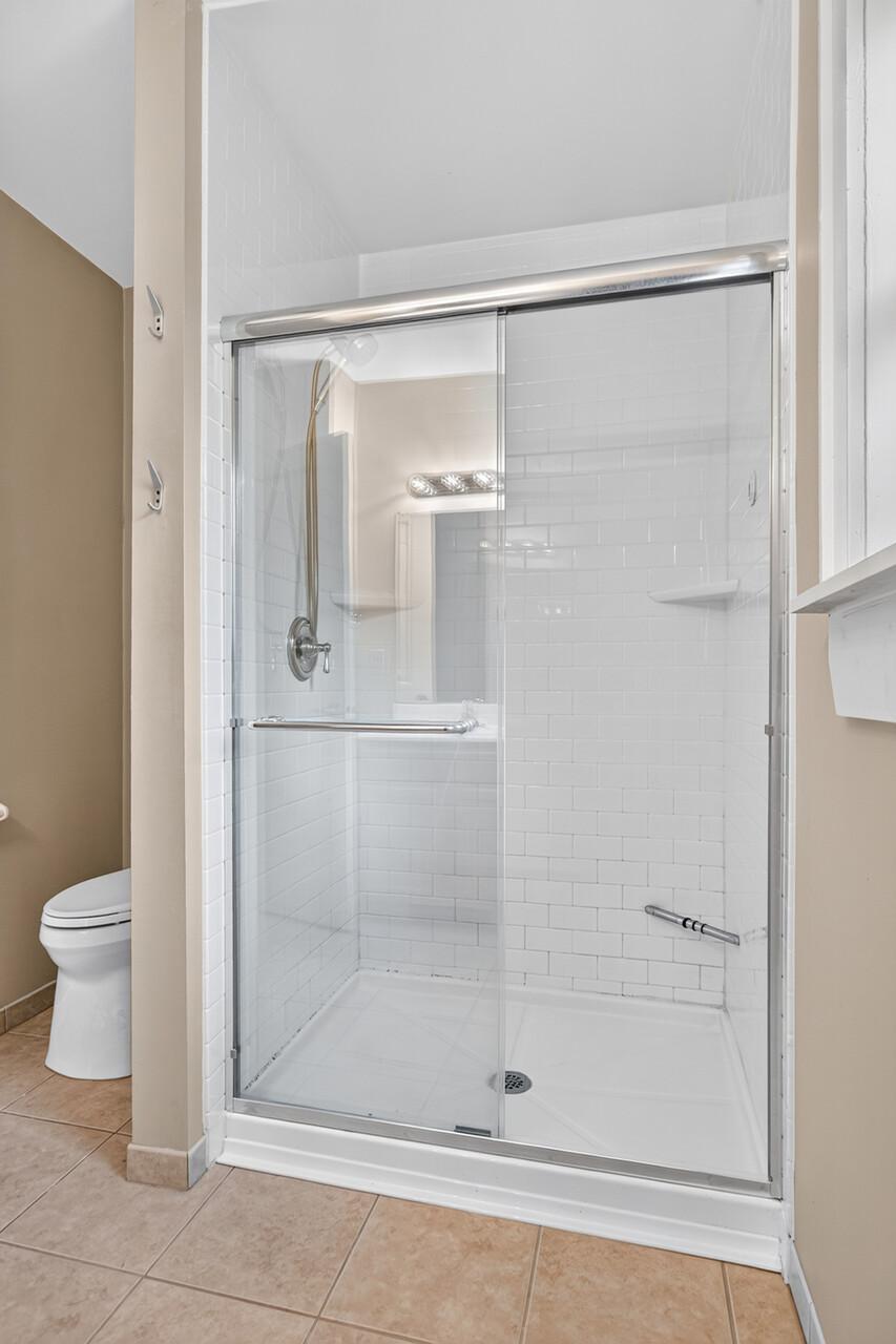 View of Residential at 1422 Queen Avenue, Minneapolis MN 55411, Minneapolis (27 of 35) - Mike Wilen | Minnesota Team Real Estate
