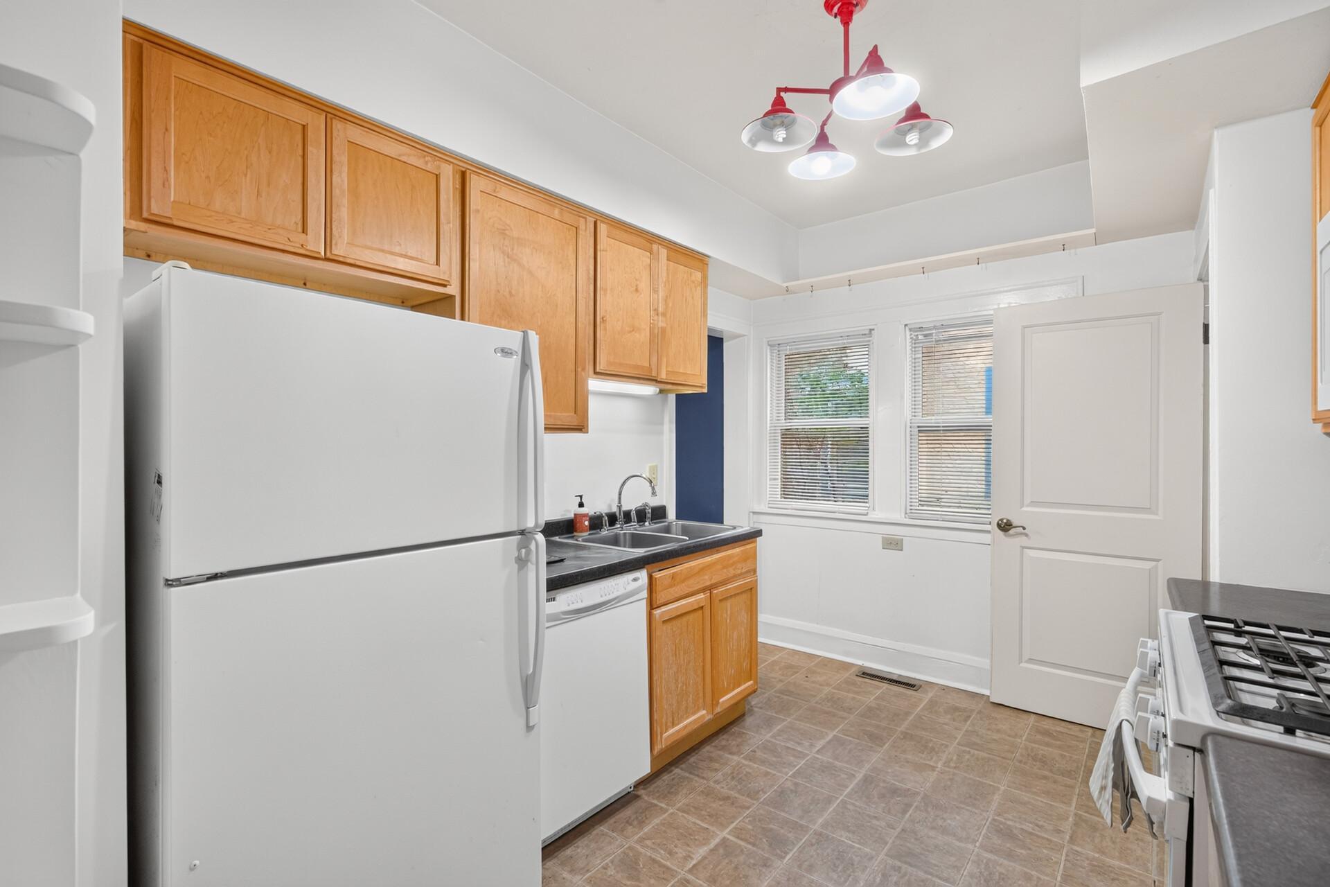 View of Residential at 1422 Queen Avenue, Minneapolis MN 55411, Minneapolis (11 of 35) - Mike Wilen | Minnesota Team Real Estate