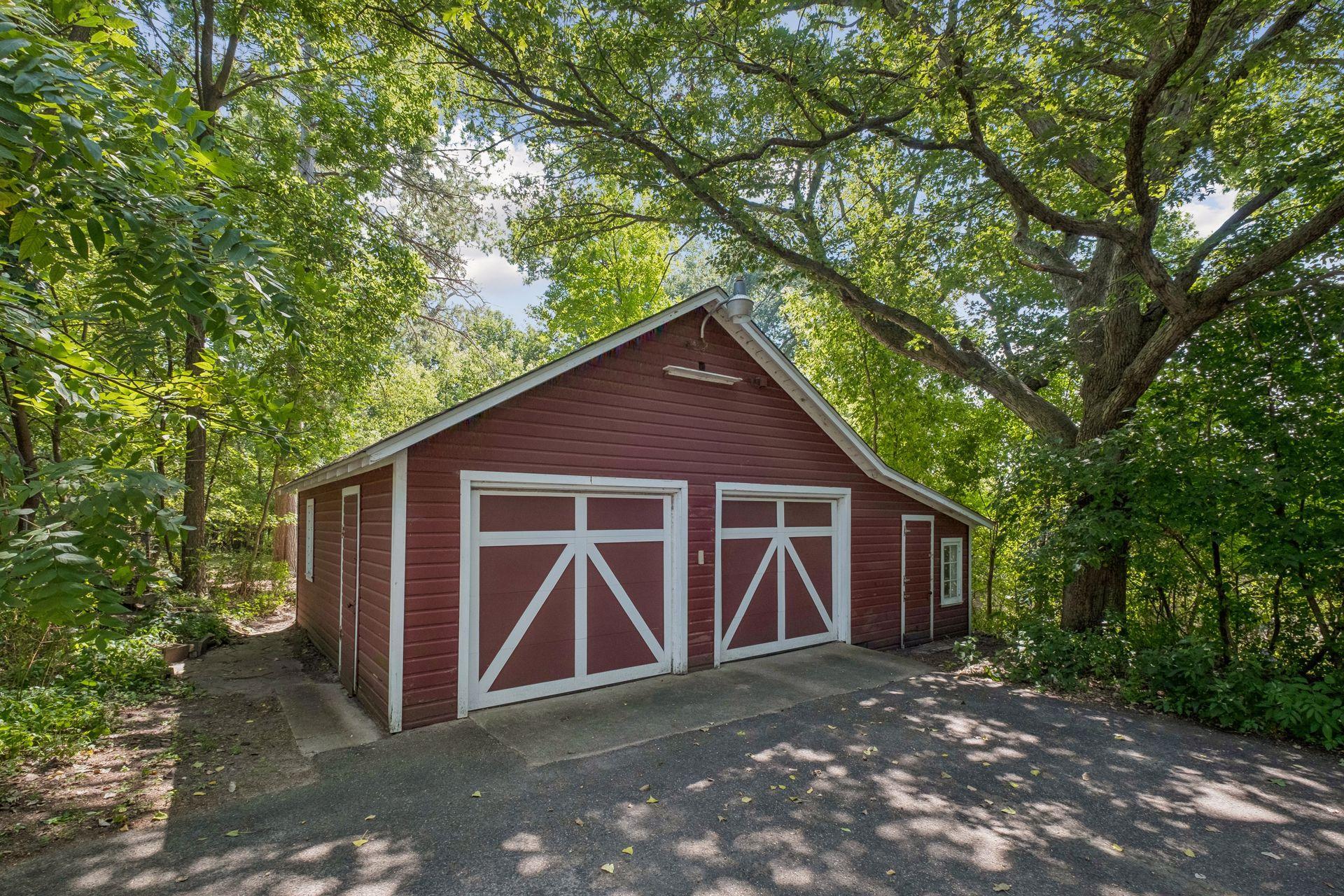 View of Residential at 15517 Excelsior Boulevard, Minnetonka MN 55345, Minnetonka (35 of 52) - Mike Wilen | Minnesota Team Real Estate