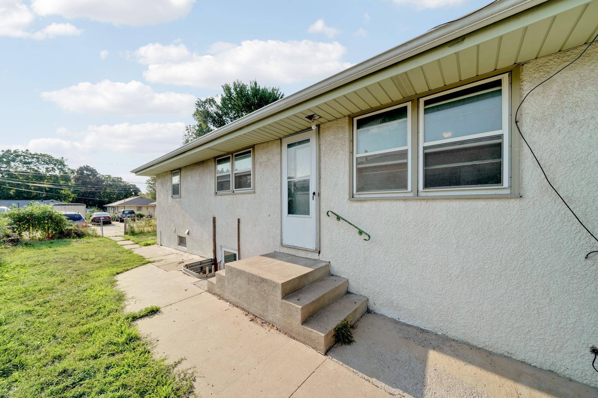 View of Residential Income at 3822 3rd Street, Columbia Heights MN 55421, Columbia Heights (23 of 32) - Mike Wilen | Minnesota Team Real Estate