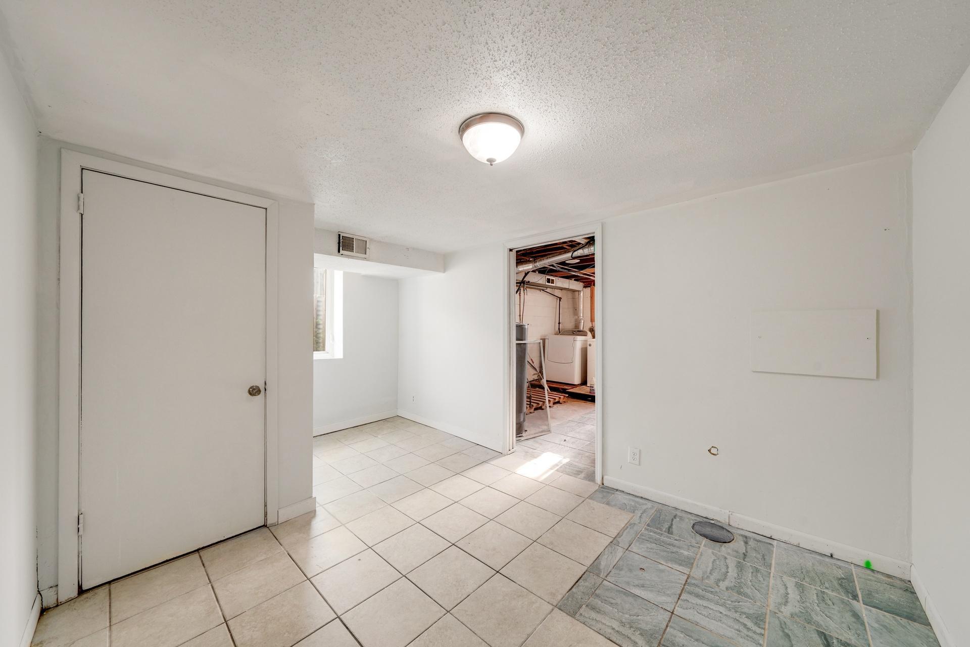 View of Residential Income at 3822 3rd Street, Columbia Heights MN 55421, Columbia Heights (16 of 32) - Mike Wilen | Minnesota Team Real Estate