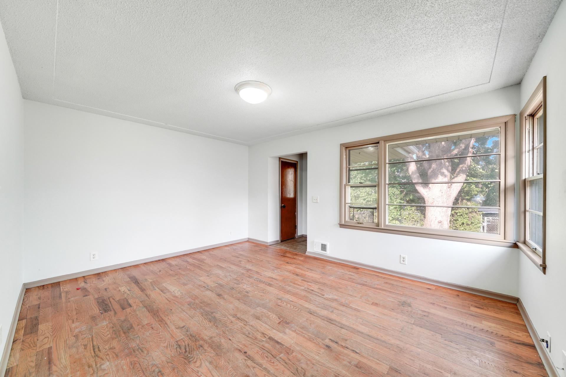 View of Residential Income at 3822 3rd Street, Columbia Heights MN 55421, Columbia Heights (13 of 32) - Mike Wilen | Minnesota Team Real Estate